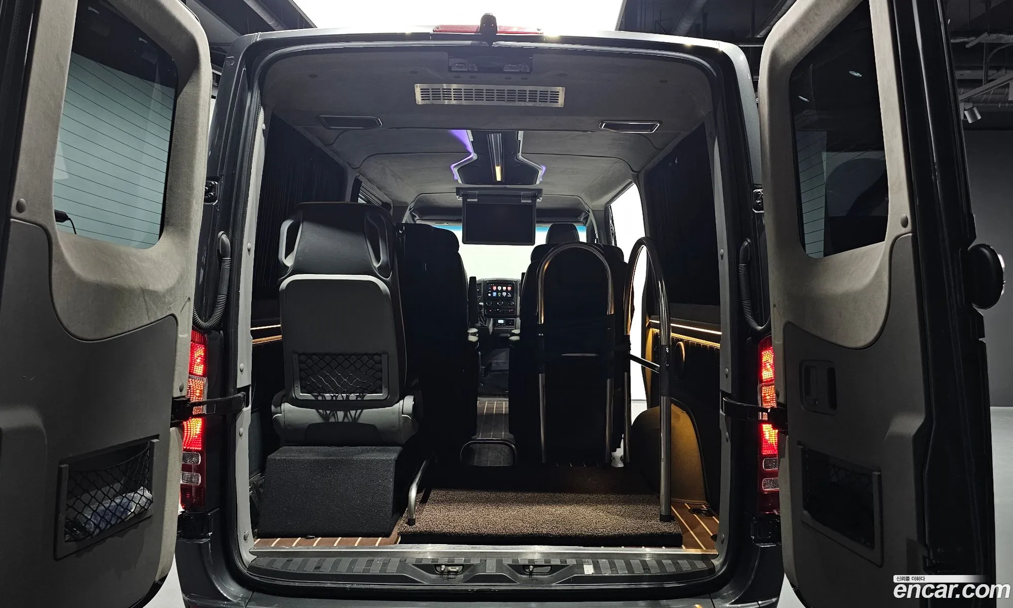 Mercedes-Benz Sprinter 2017 WDB906733HP378358 — 6