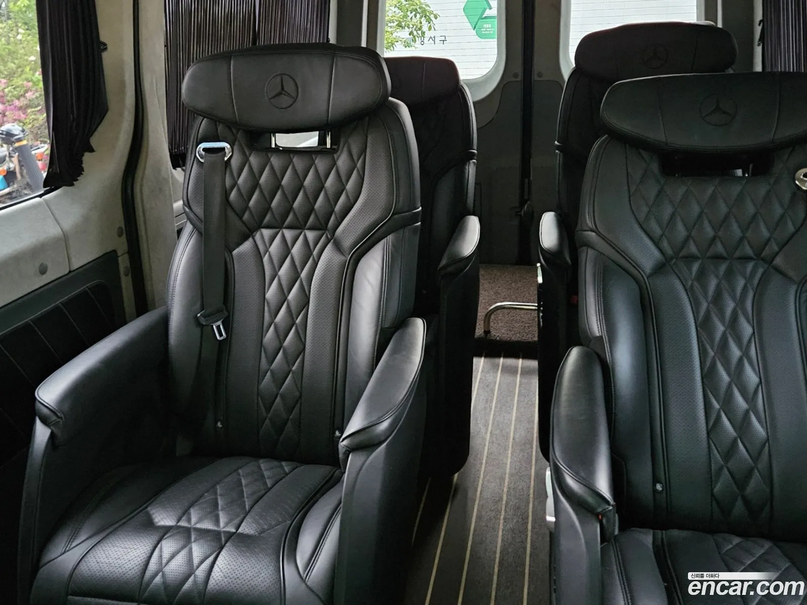 Mercedes-Benz Sprinter 2017 WDB906733HP378358 — 28