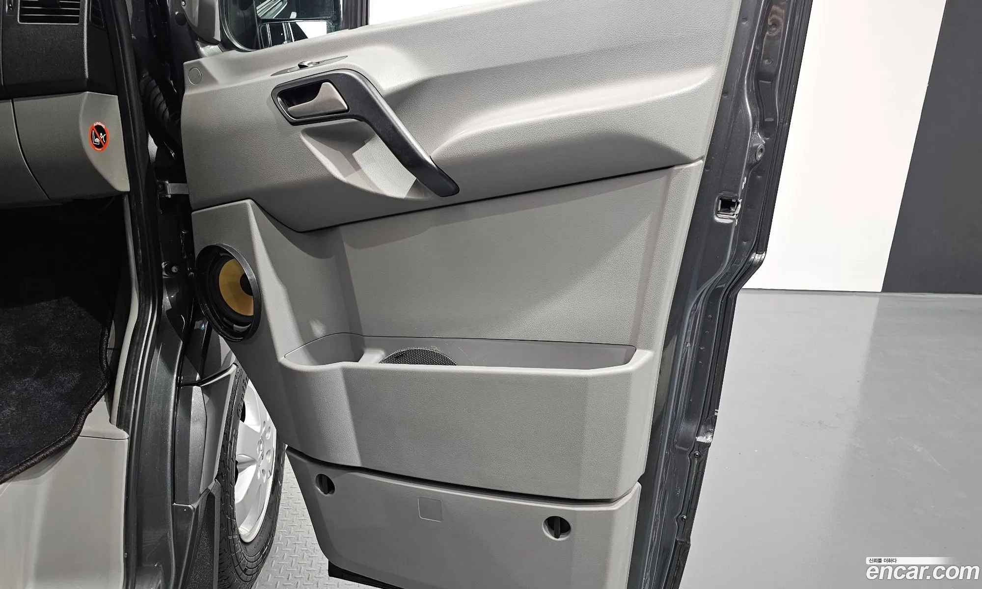 Mercedes-Benz Sprinter 2017 WDB906733HP378358 — 31