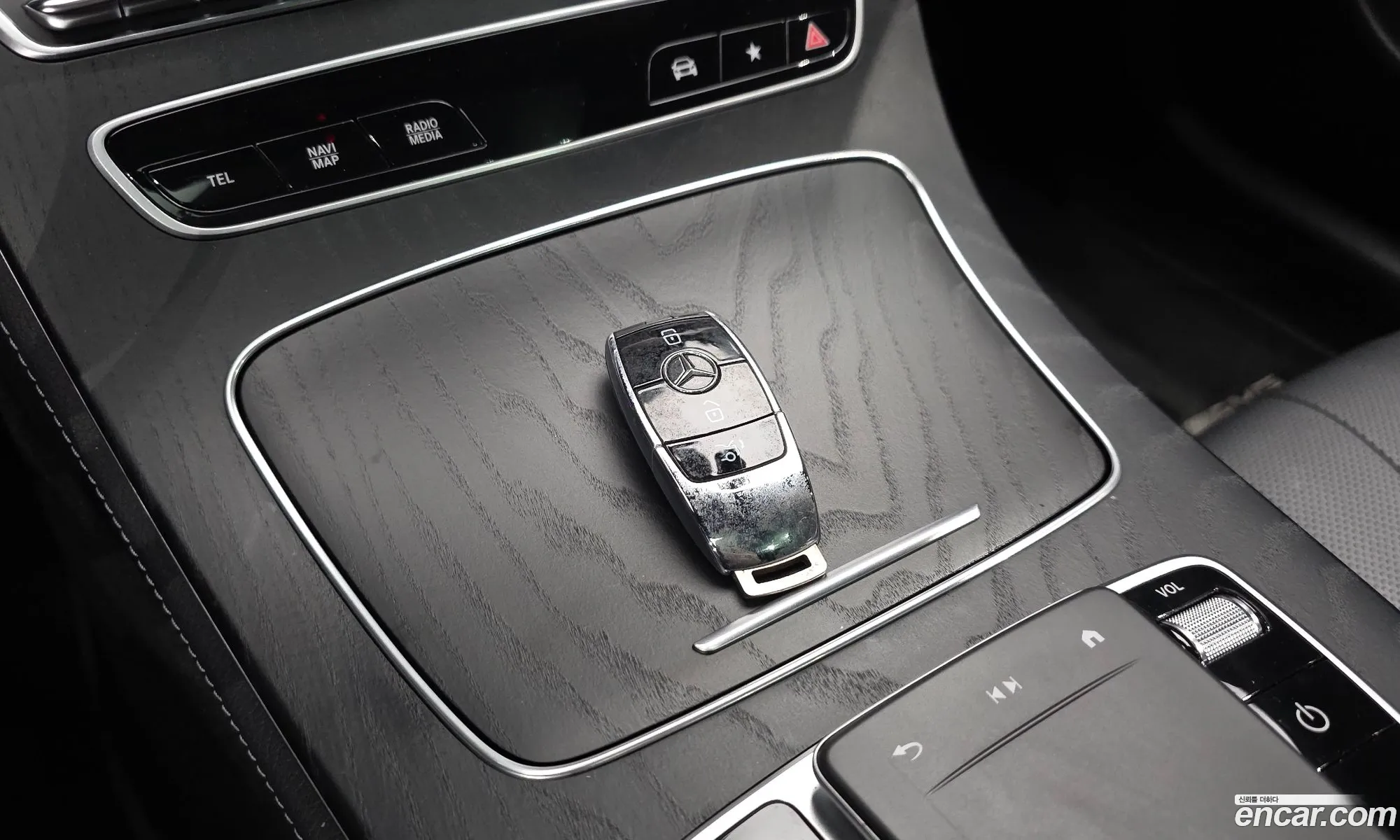 Mercedes-Benz E-Class W213 2022 — 15