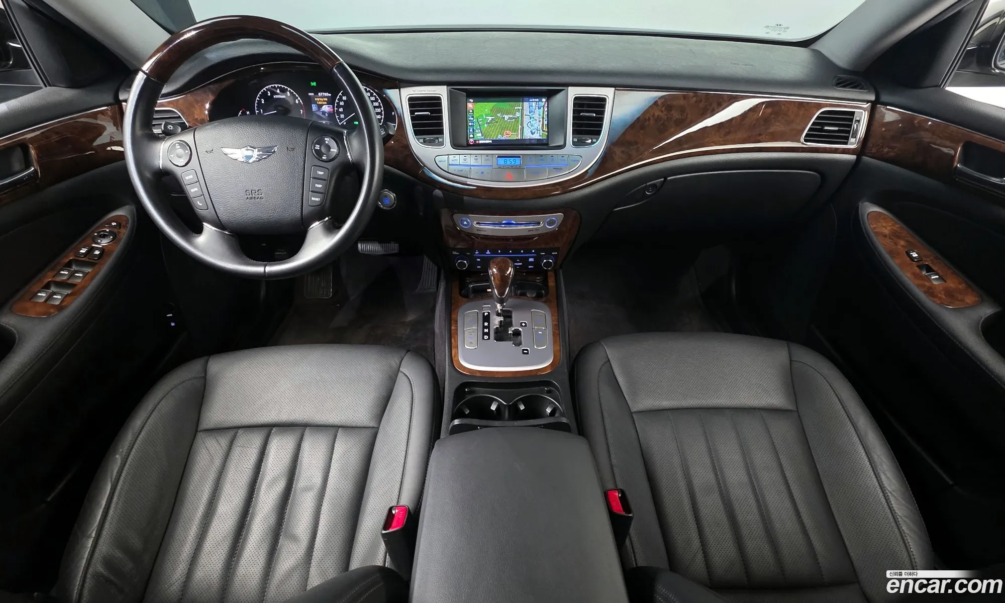 Hyundai Genesis 2011 — 5