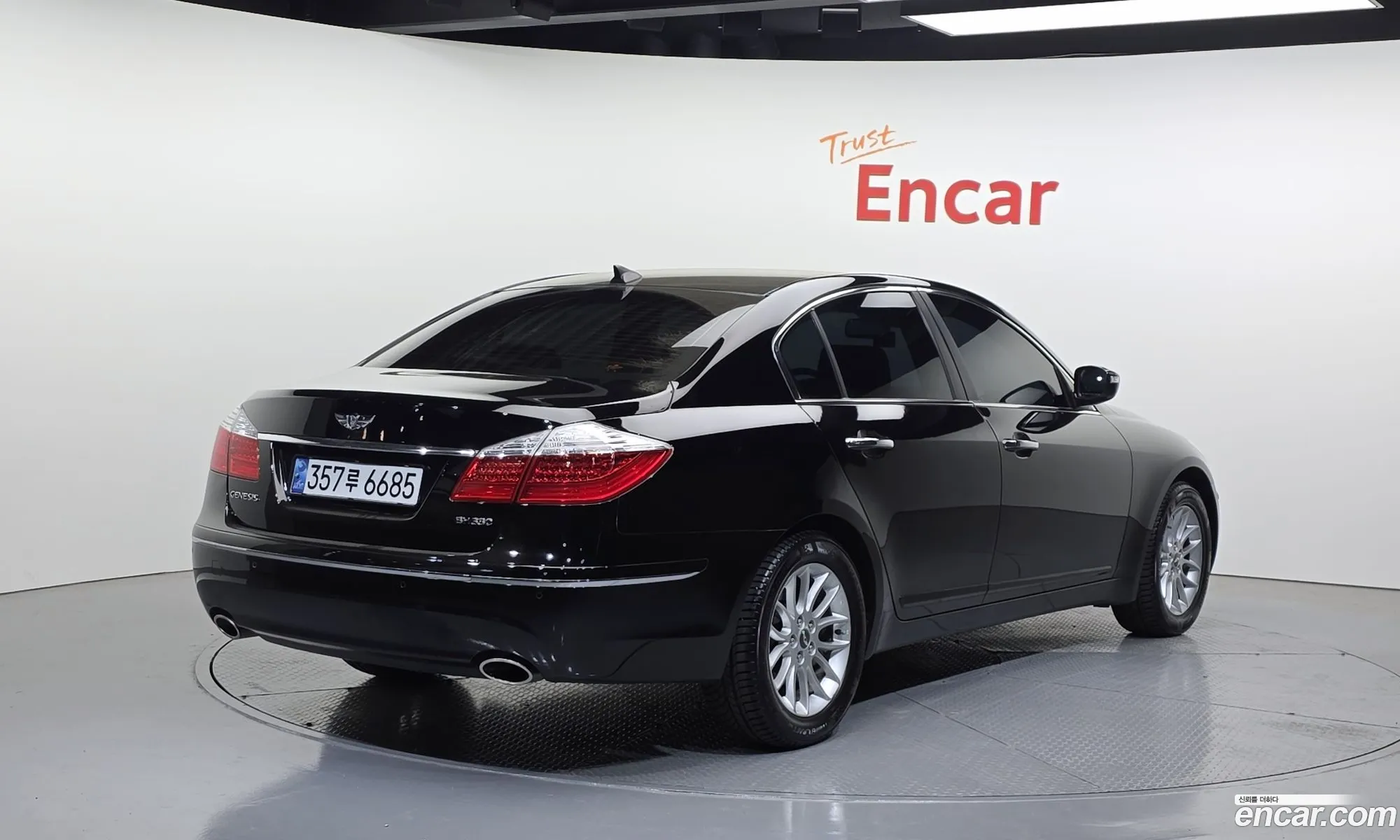 Hyundai Genesis 2011 — 2