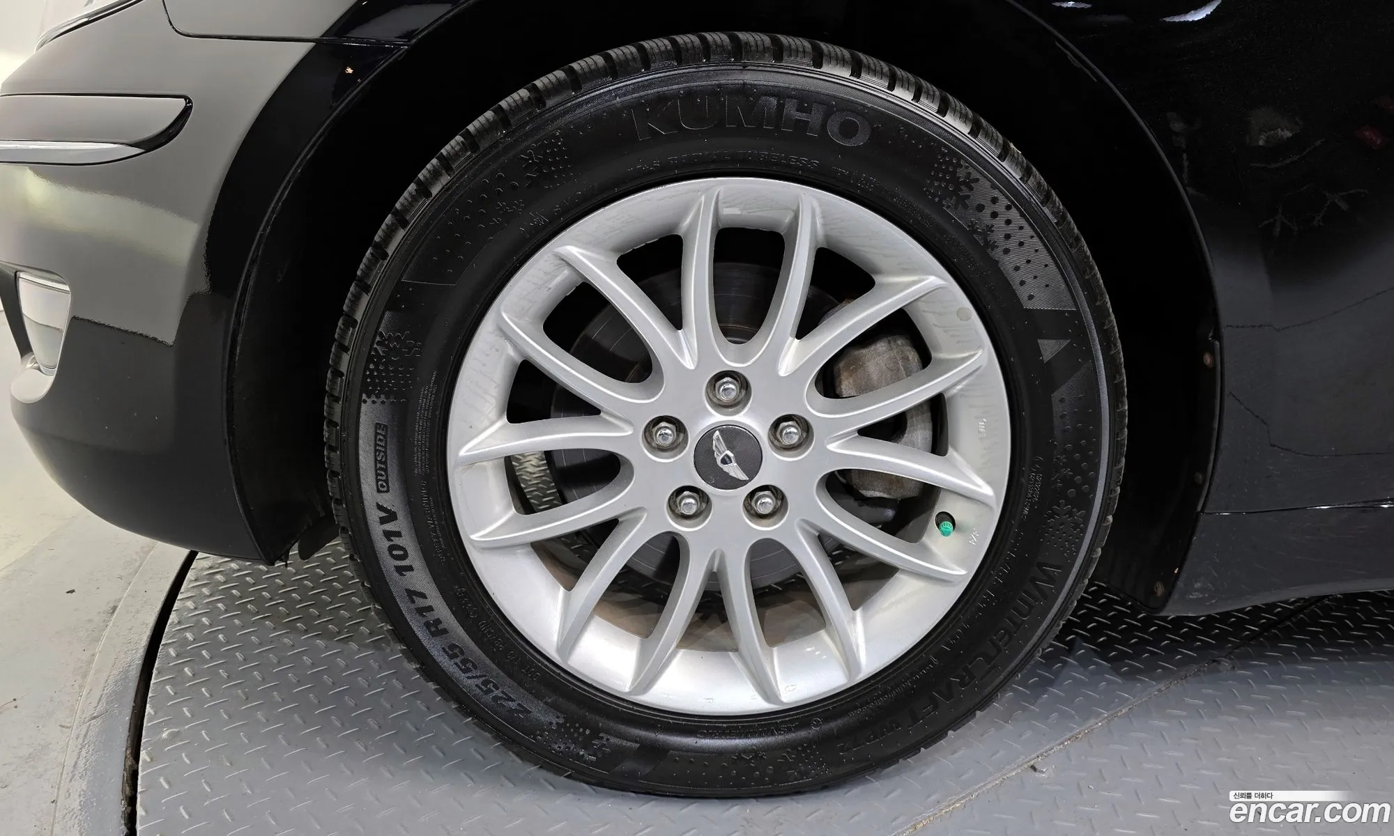 Hyundai Genesis 2011 — 8