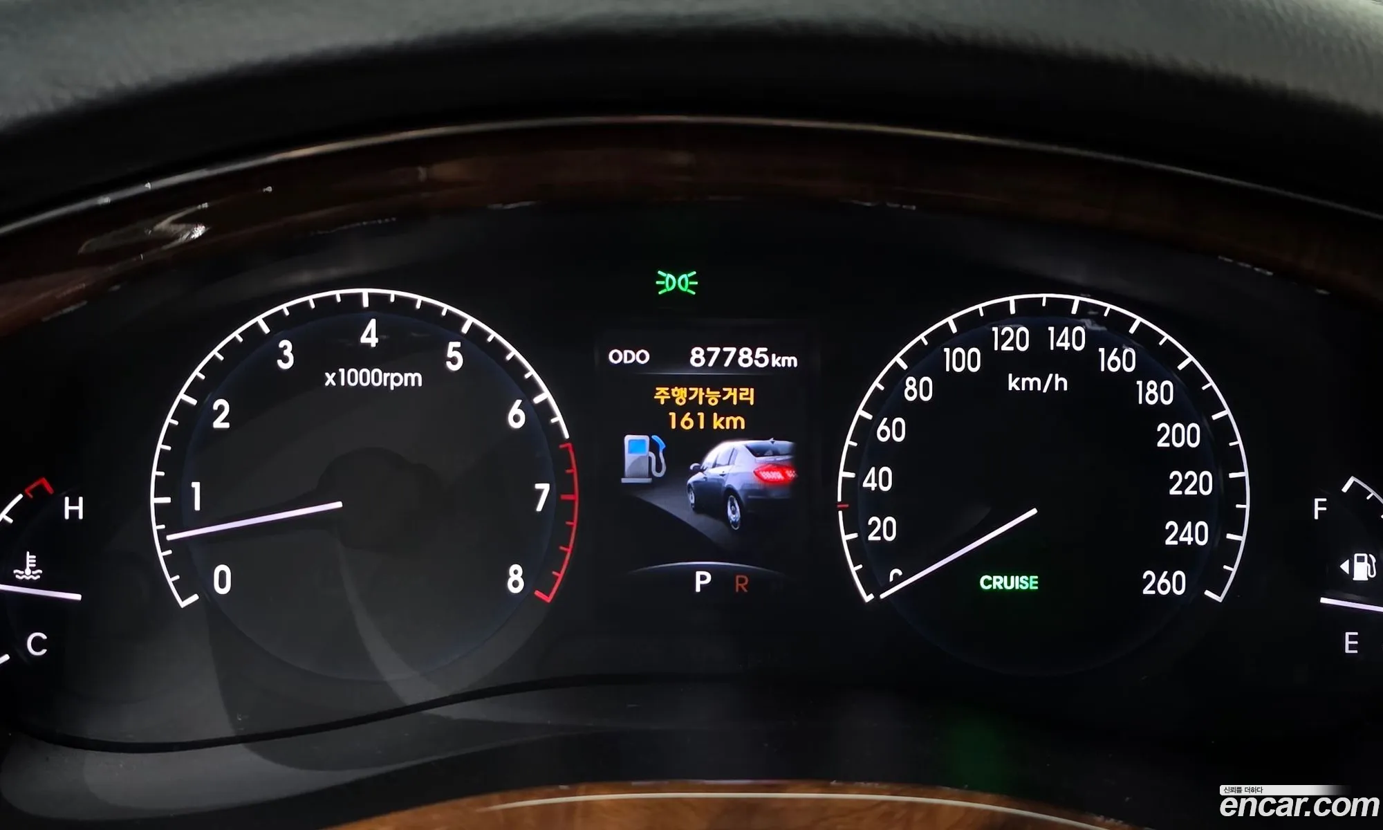 Hyundai Genesis 2011 — 9