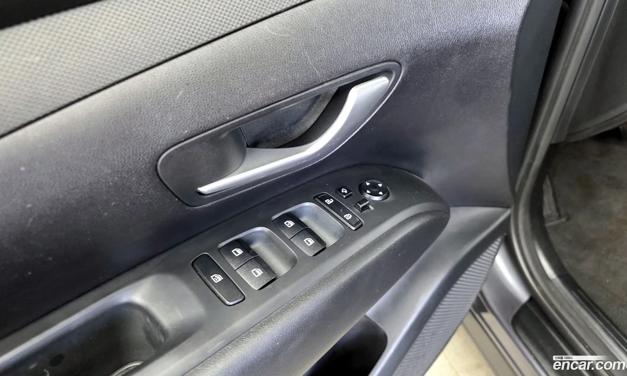 Hyundai Tucson Hybrid 2022 — 24