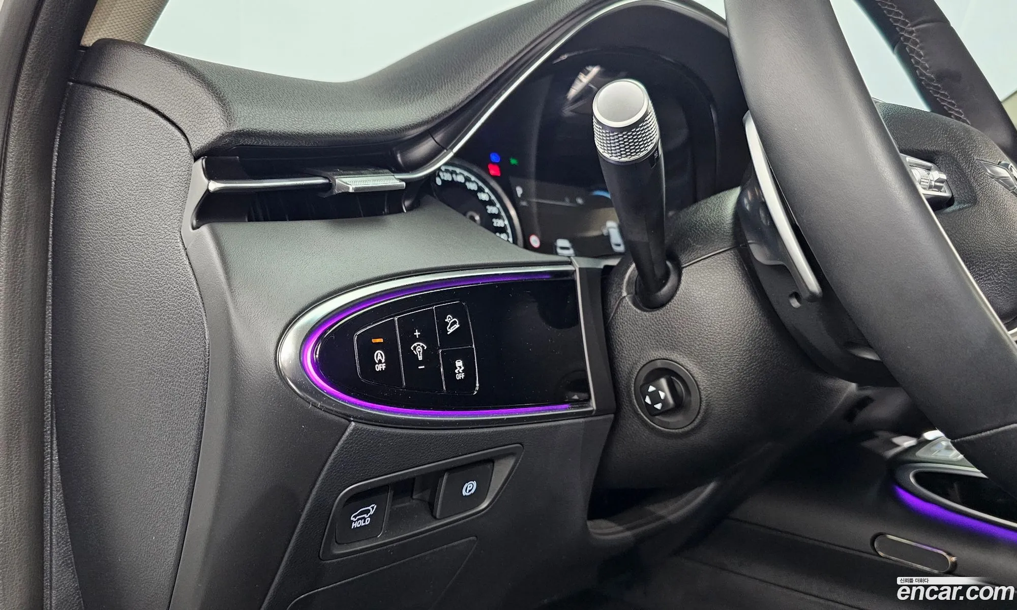 Genesis GV70 2024 — 17