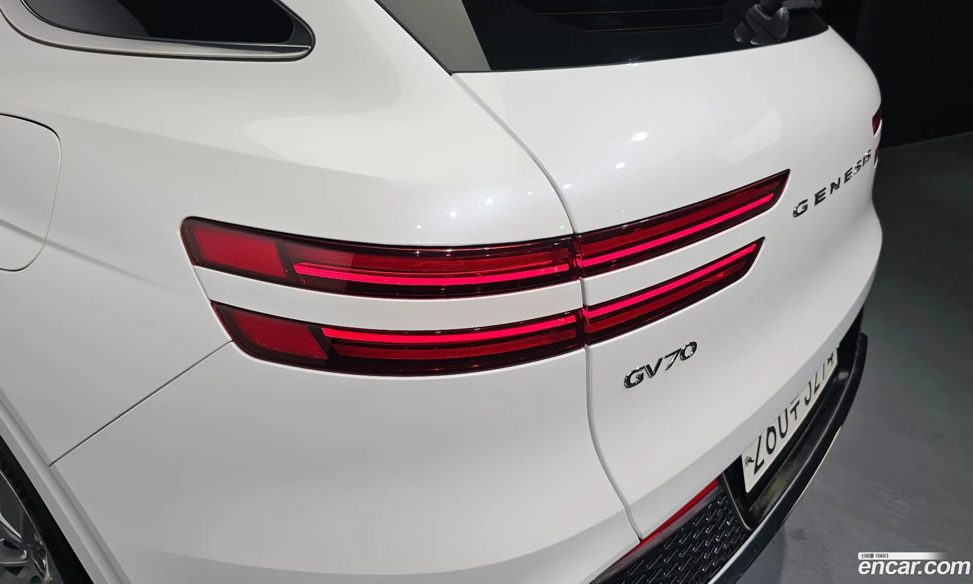 Genesis GV70 2024 — 32