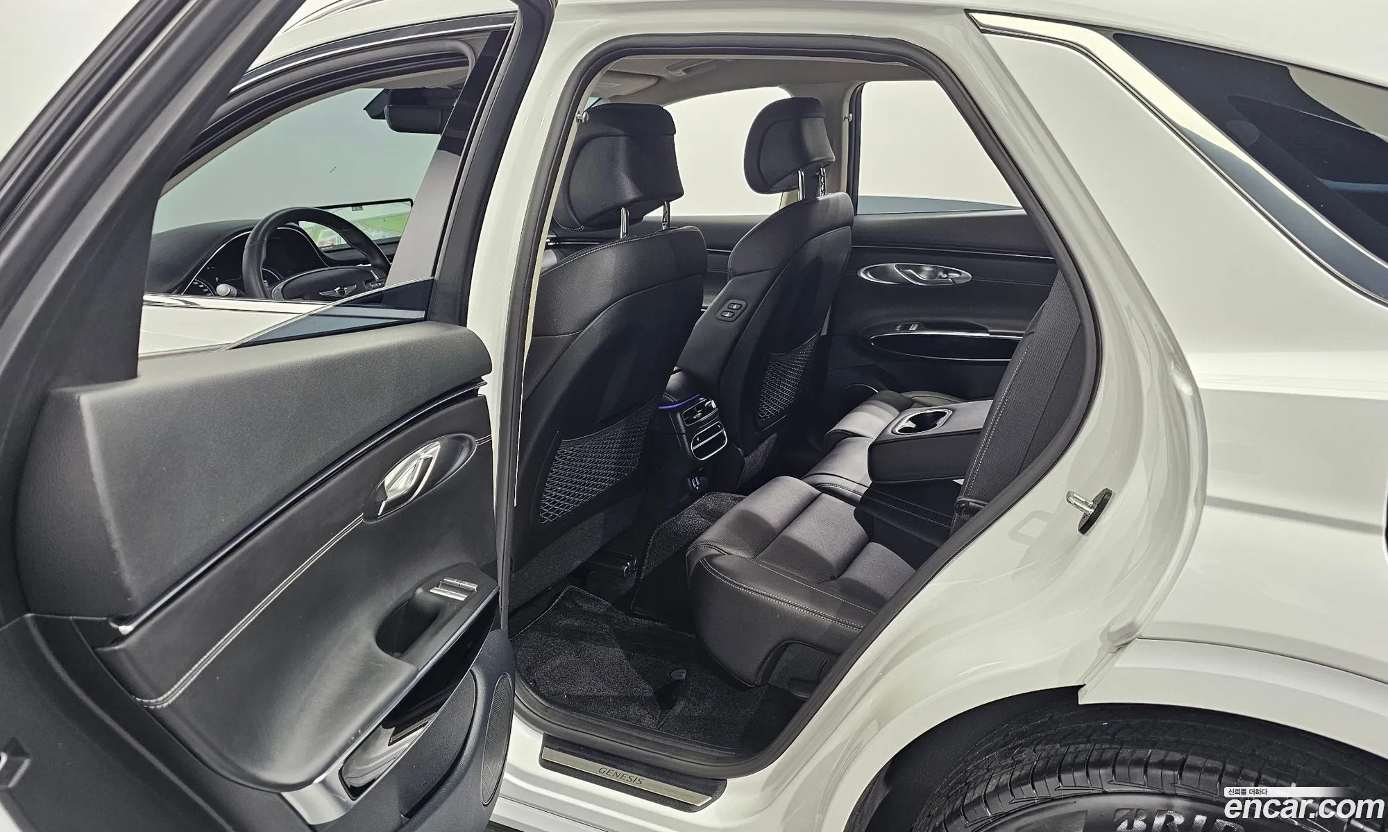 Genesis GV70 2024 — 29