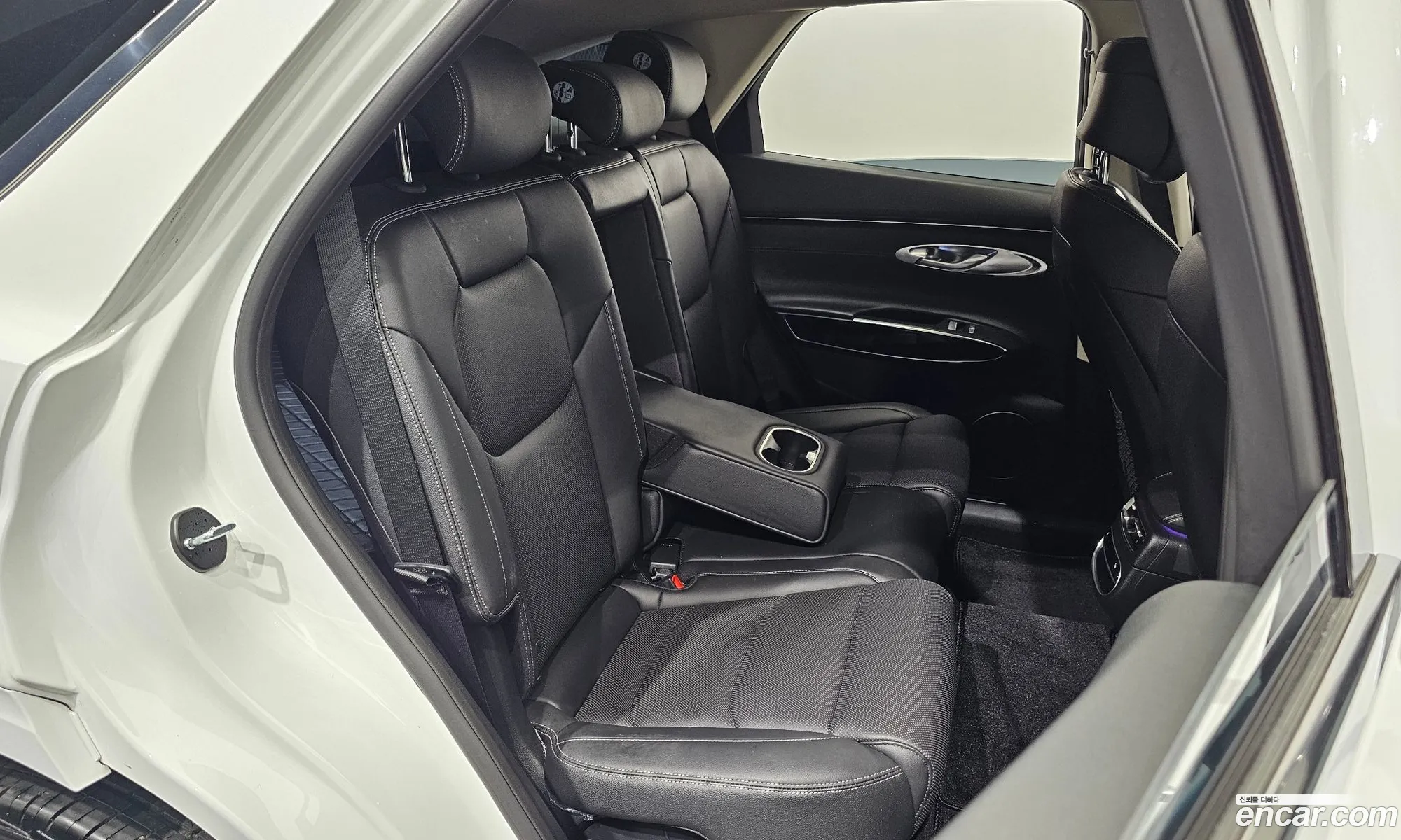 Genesis GV70 2024 — 30
