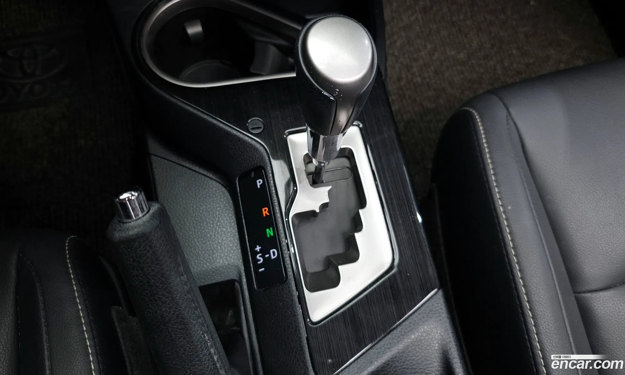 Toyota RAV4 2018 — 9