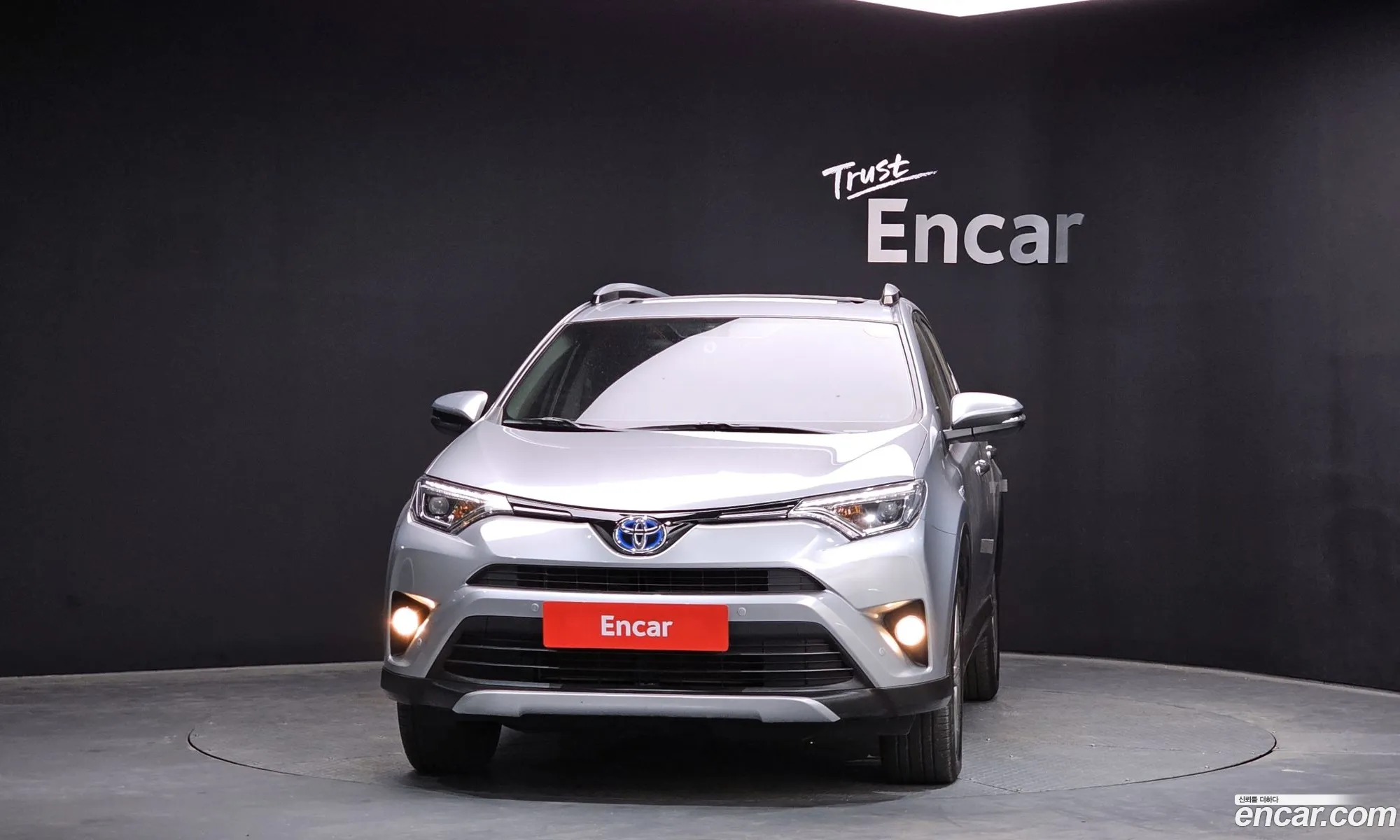Toyota RAV4 2018 — 14