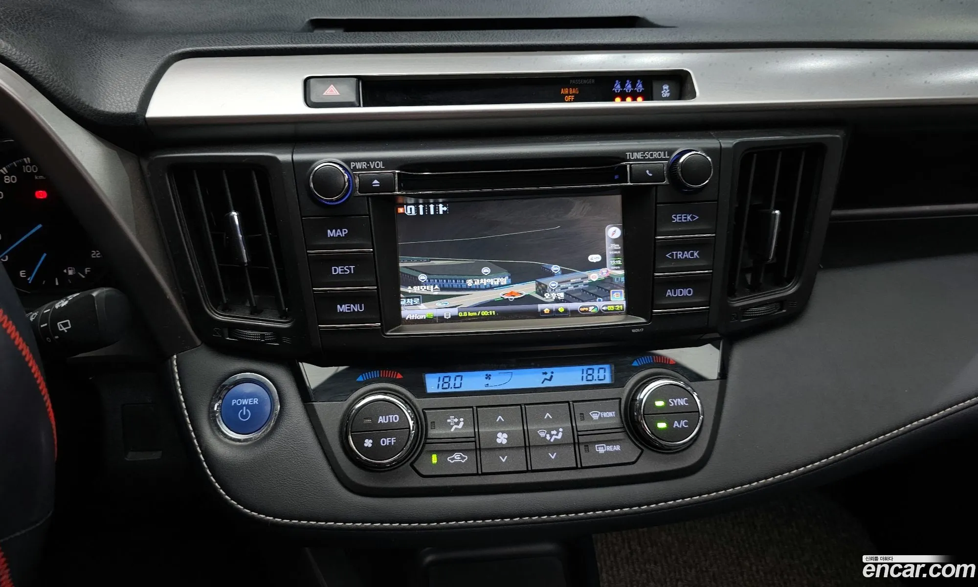 Toyota RAV4 2018 — 16