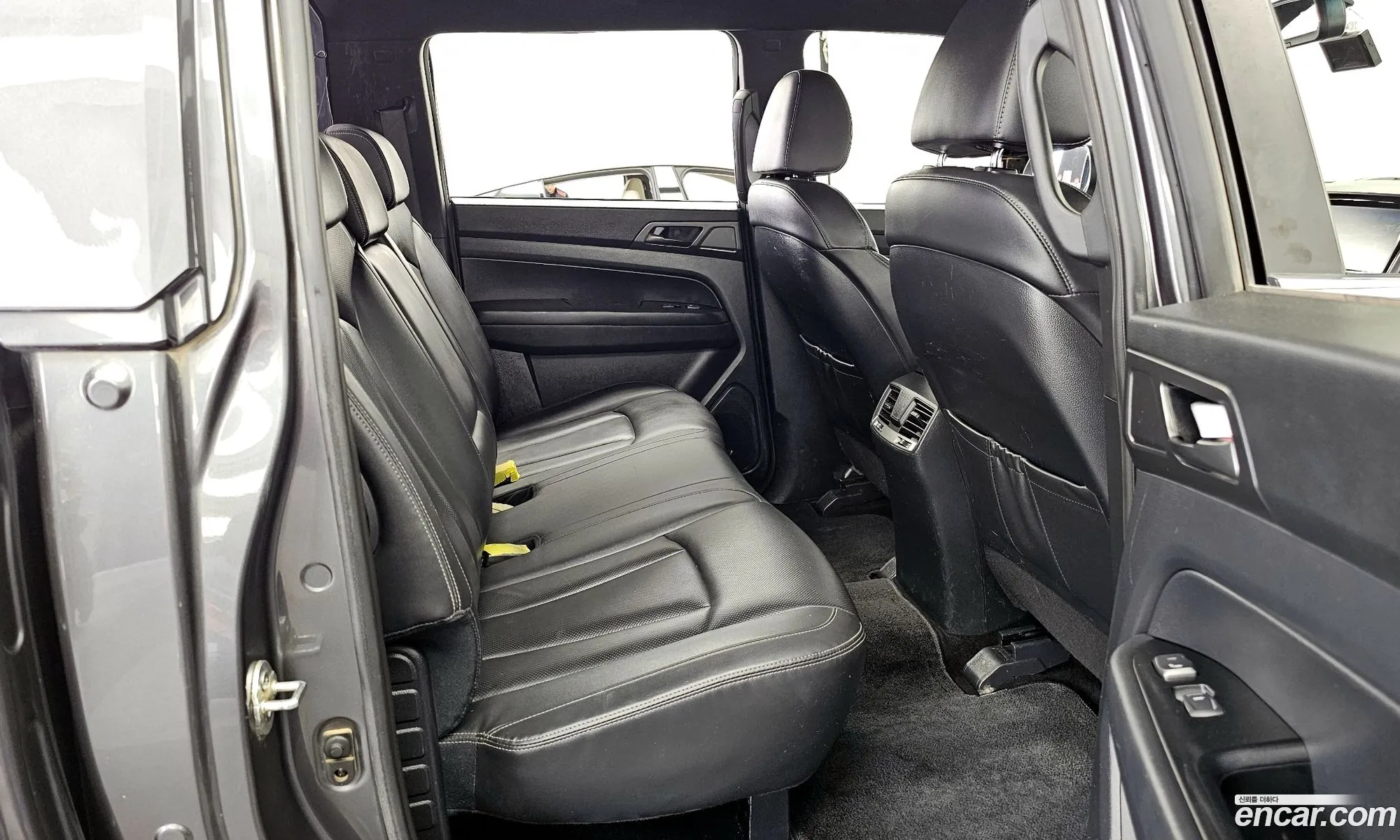 KG Mobility (SsangYong) Rexton Sports 2022 — 32