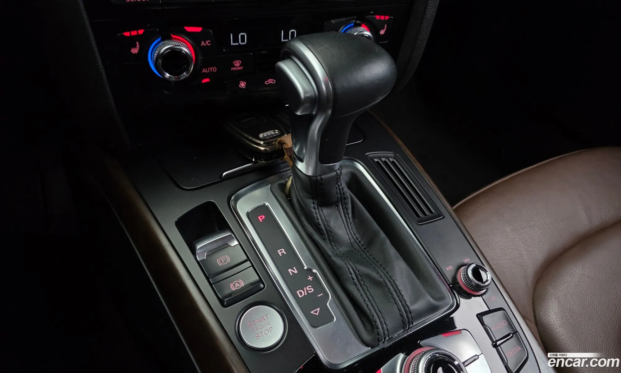 Audi A4 2015 WAUZZZ8K0GN015471 — 14