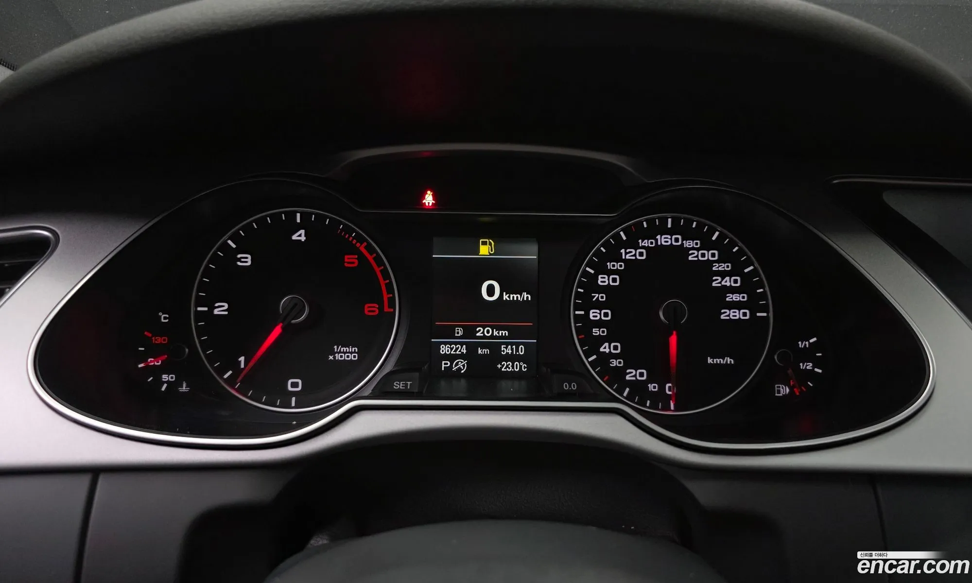 Audi A4 2015 WAUZZZ8K0GN015471 — 12