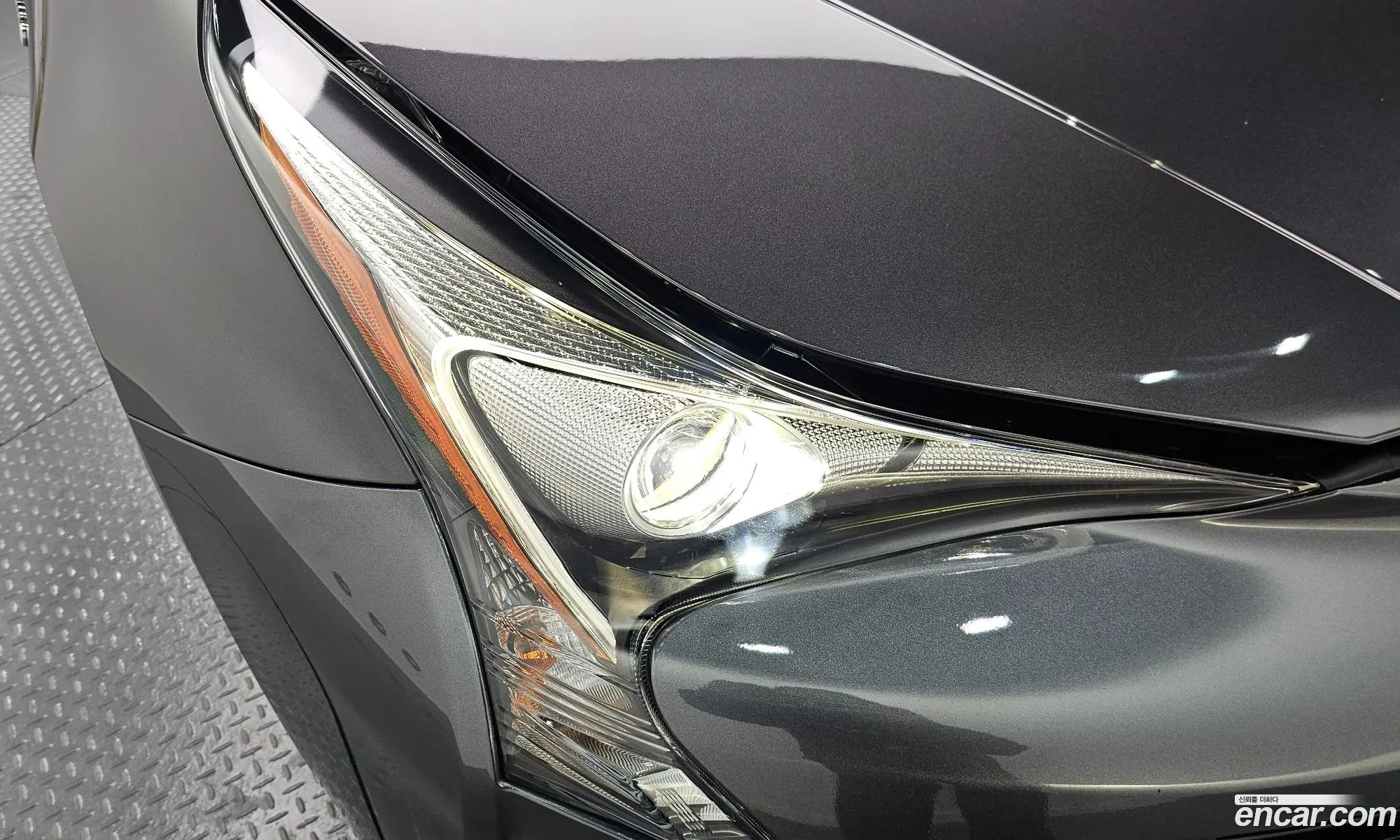 Toyota Prius 2017 — 21
