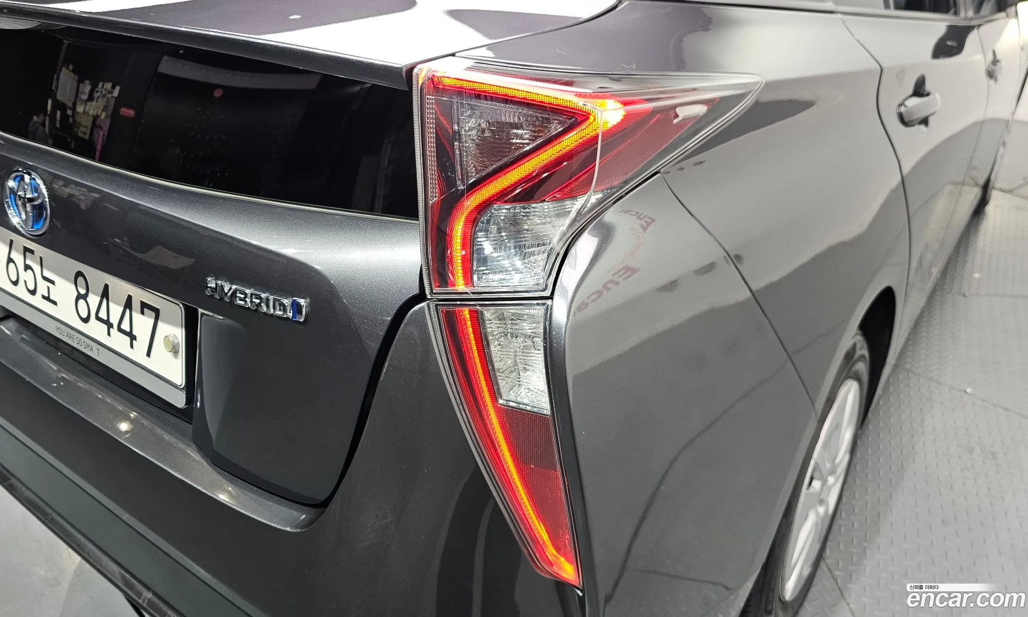 Toyota Prius 2017 — 26