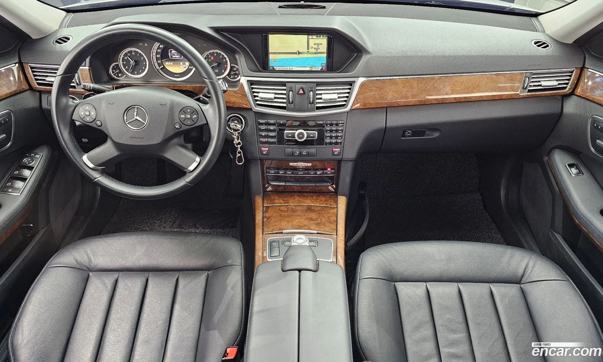 Mercedes-Benz E-Class W212 2012 WDDHF5FB8CA629226 — 8