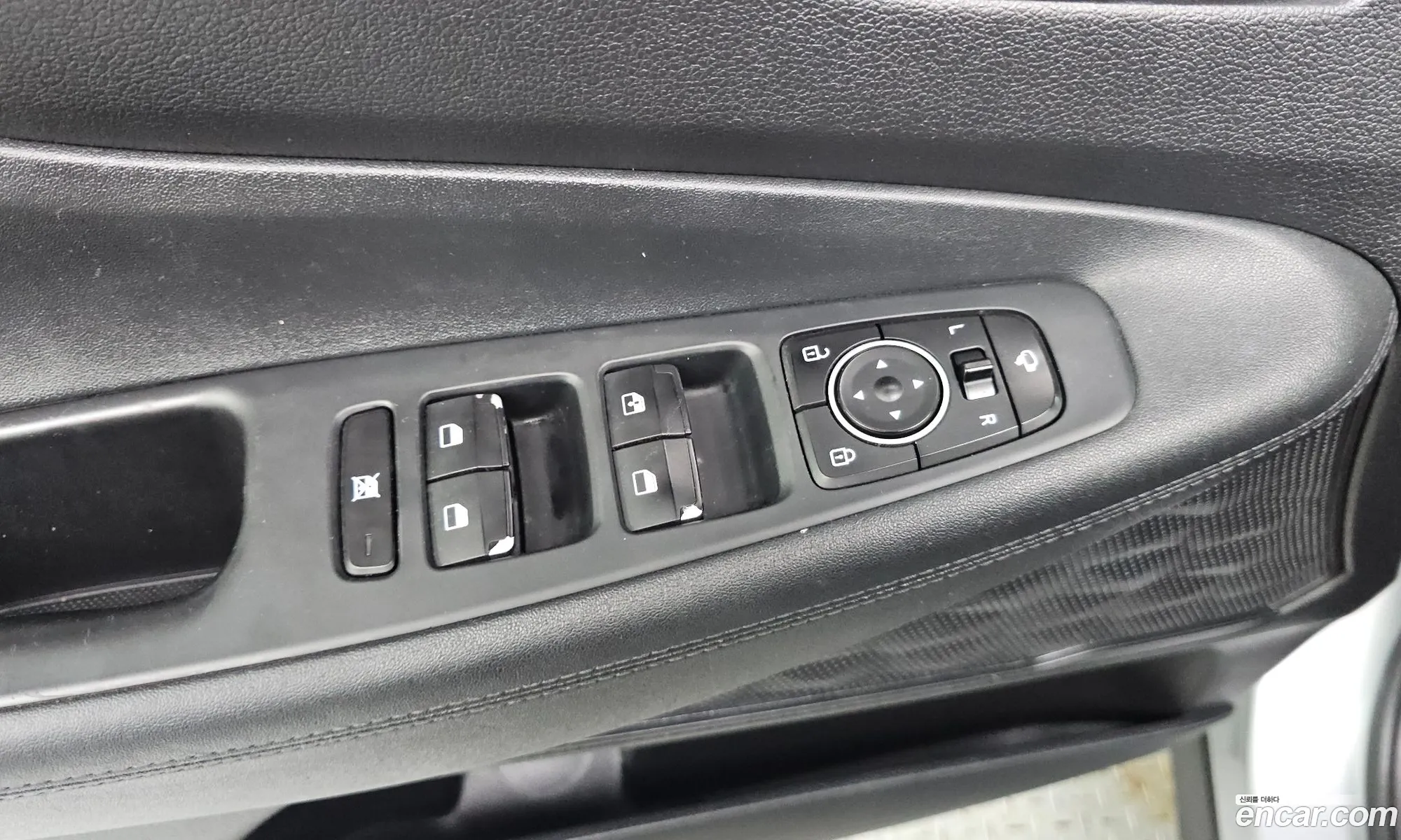 Hyundai Santa Fe TM 2018 — 27