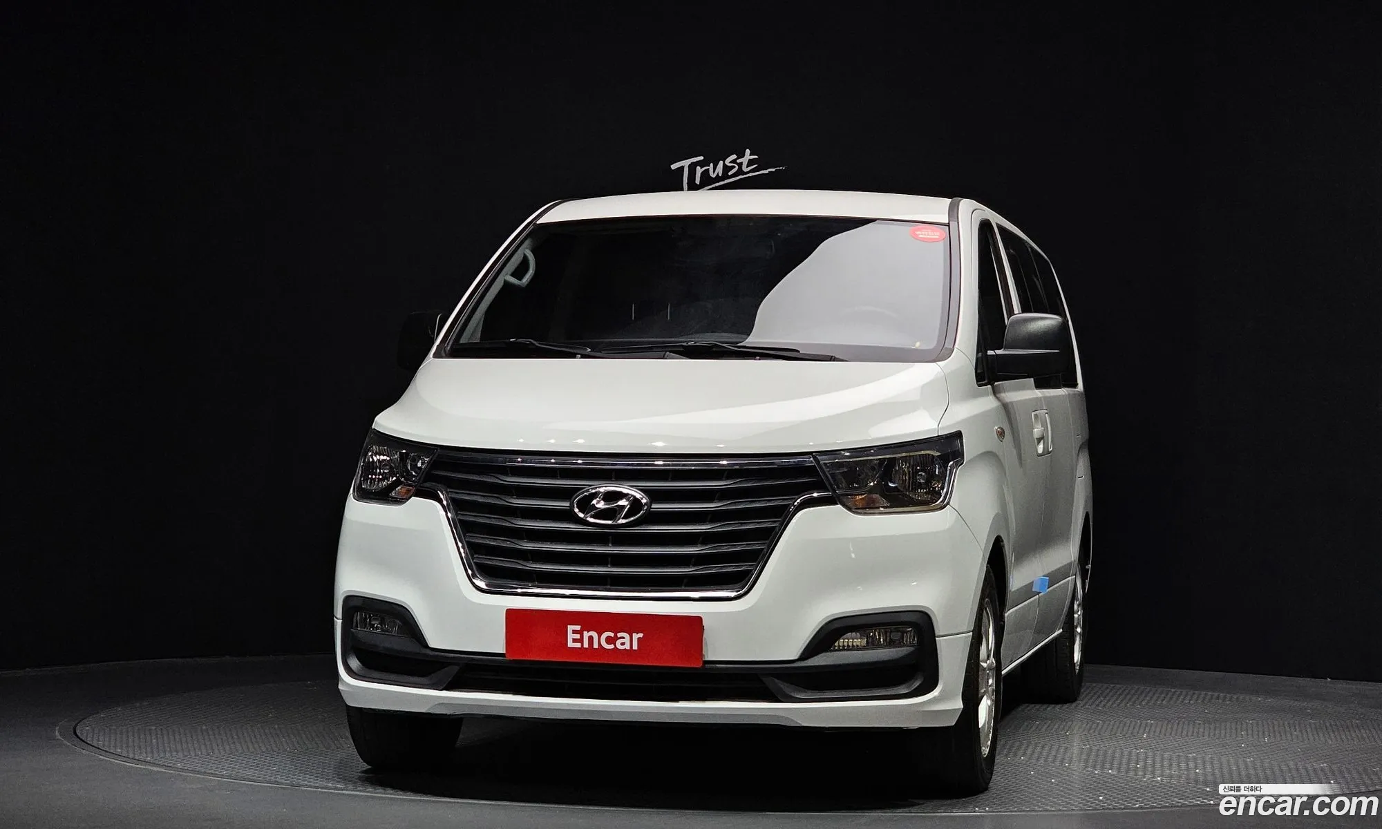 Hyundai Grand Starex 2020 — 3
