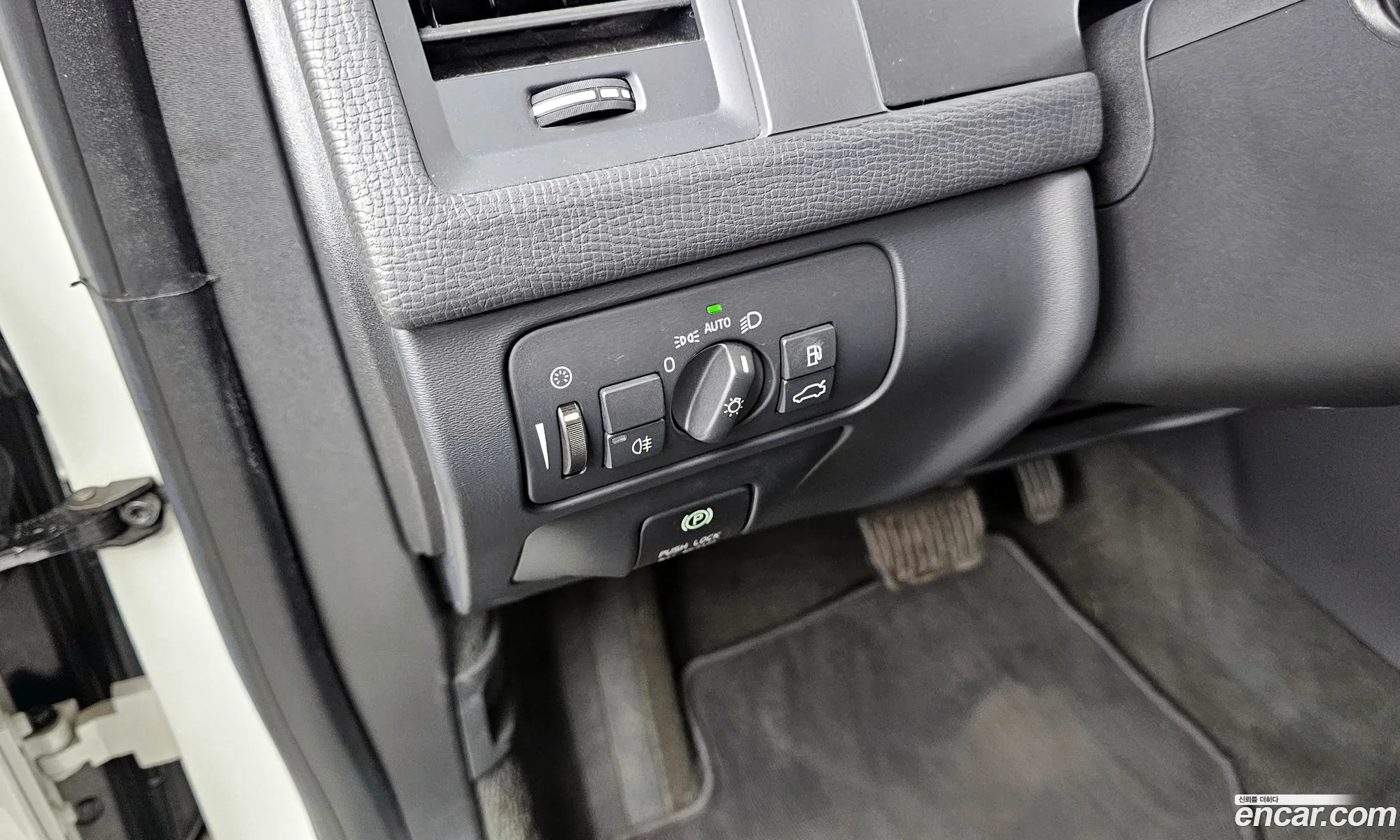 Volvo XC60 2013 YV1DZ88K0D2401446 — 13