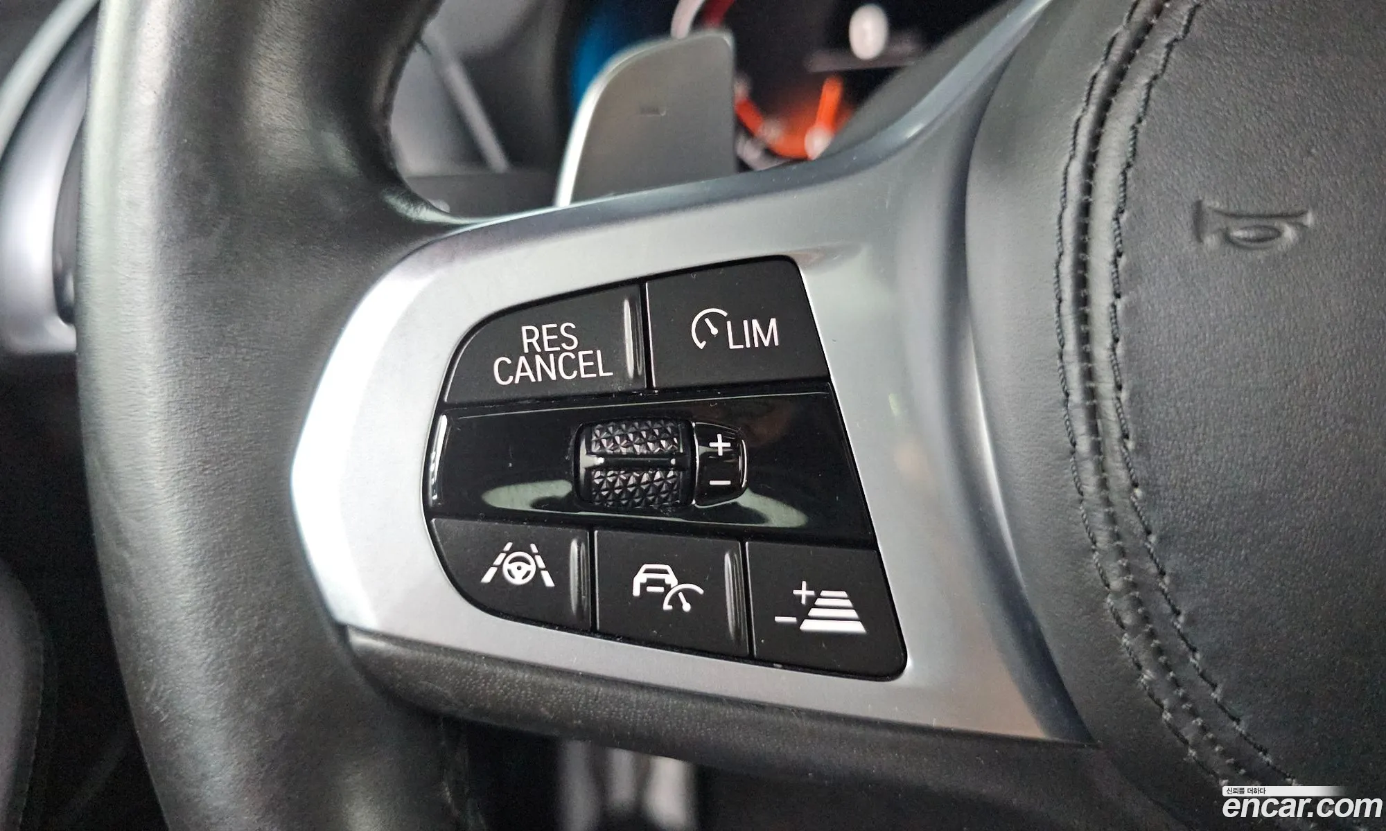BMW X4 2020 WBAVJ9105L9B66522 — 17