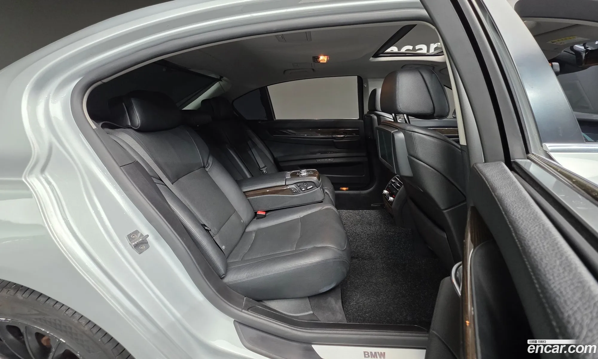 BMW 7 Series 2011 WBAKC8106BC573674 — 5