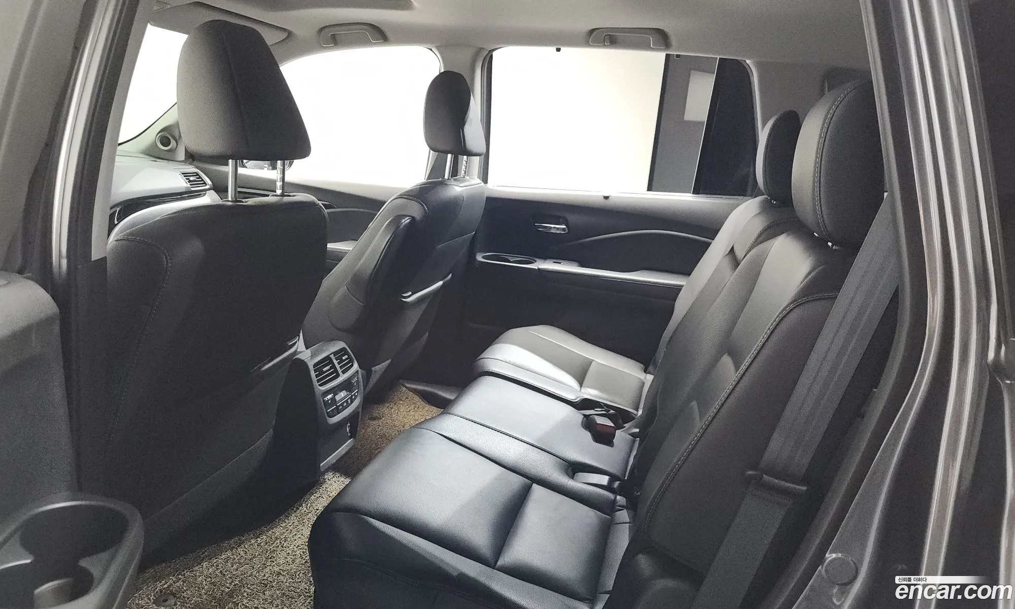 Honda Pilot 2019 5FNYF6860KB201277 — 25