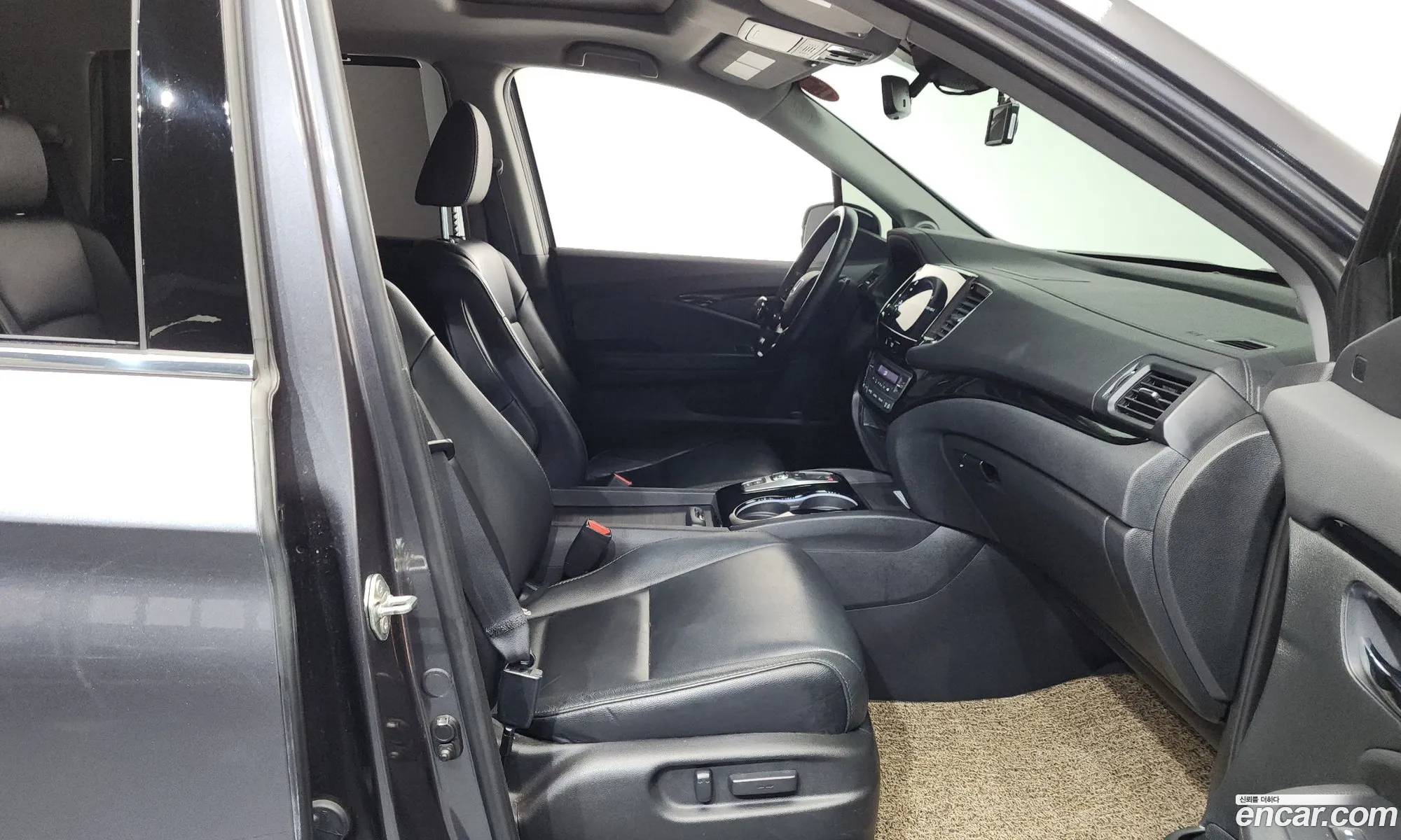 Honda Pilot 2019 5FNYF6860KB201277 — 10