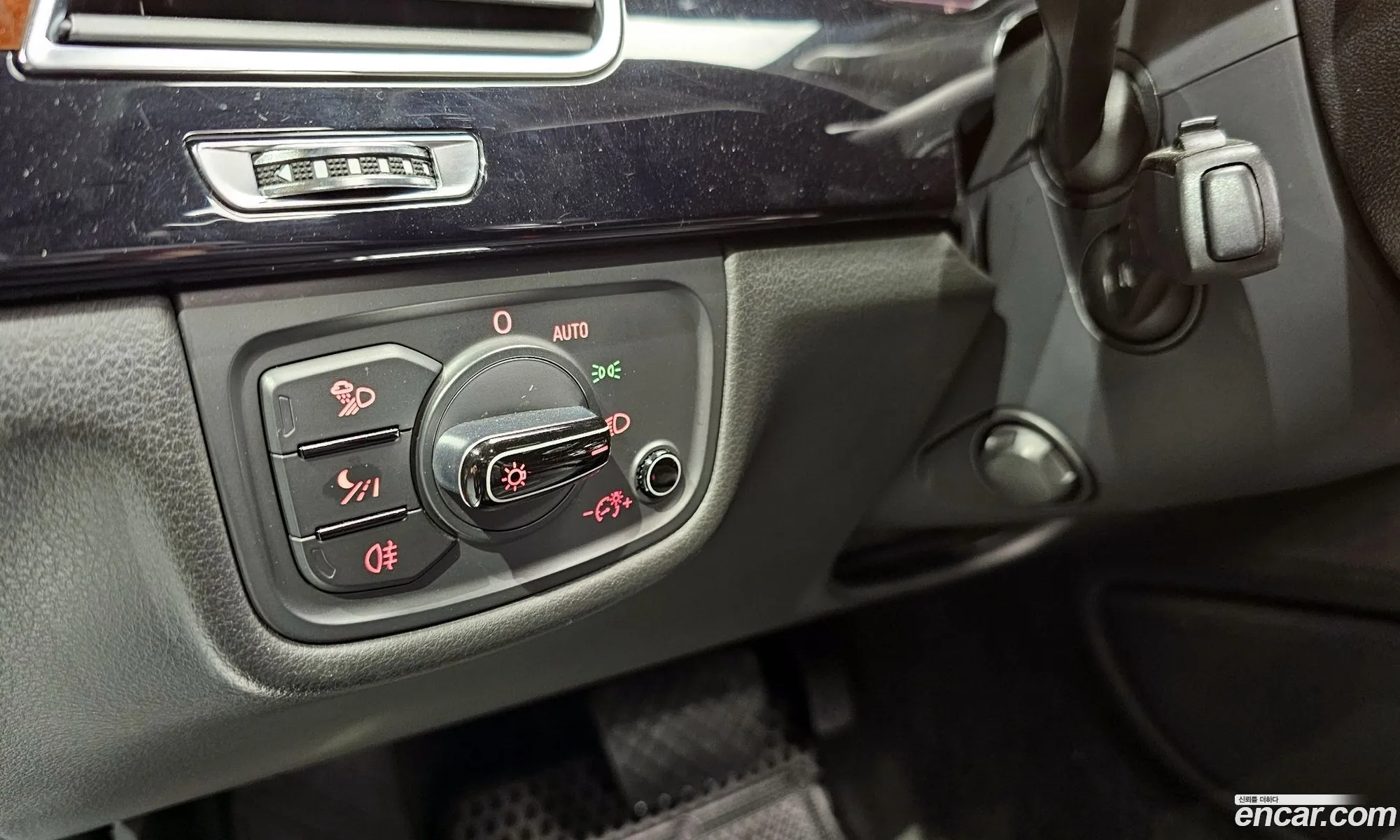 Audi A8 2011 — 13