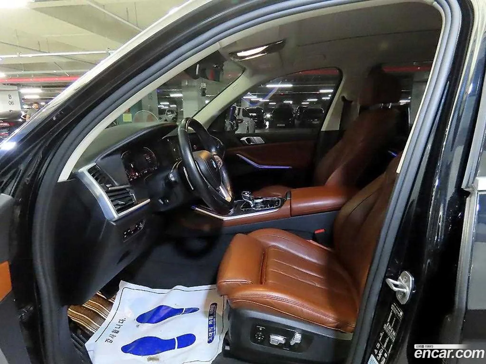 BMW X7 2021 — 18