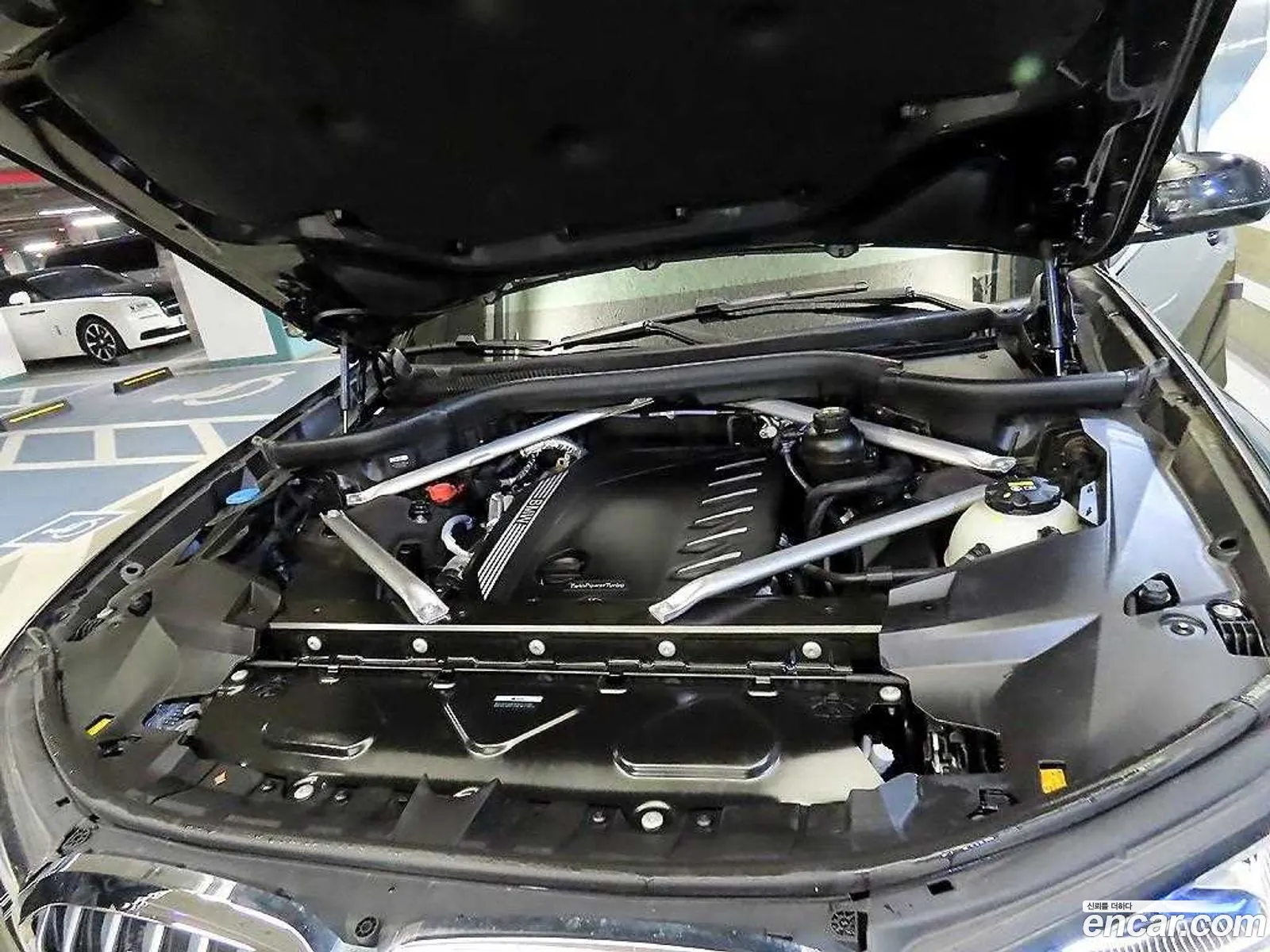BMW X7 2021 — 13