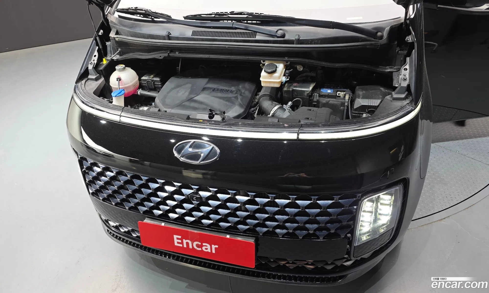 Hyundai Staria 2021 — 12