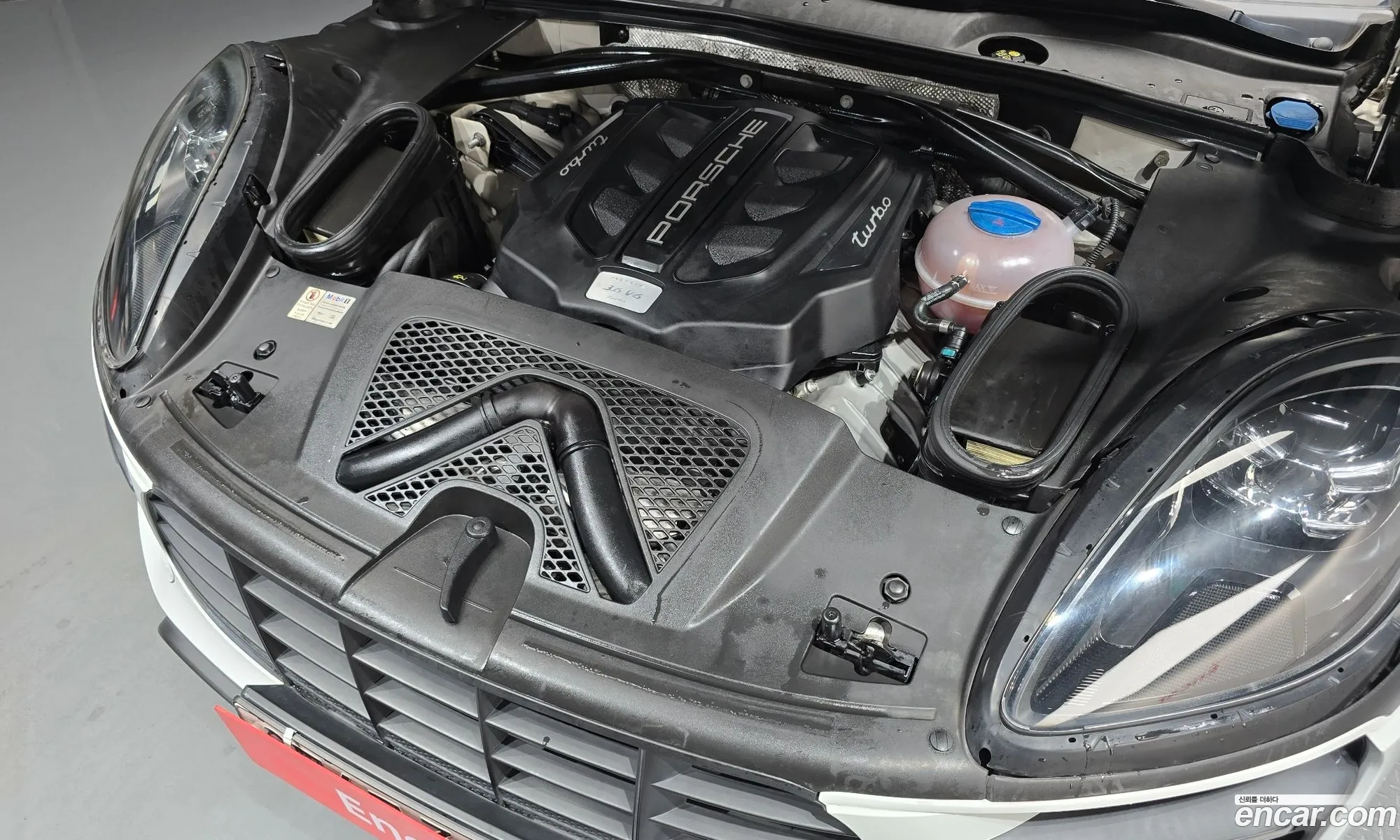 Porsche Macan 2014 WP1AF2951ELB90120 — 2