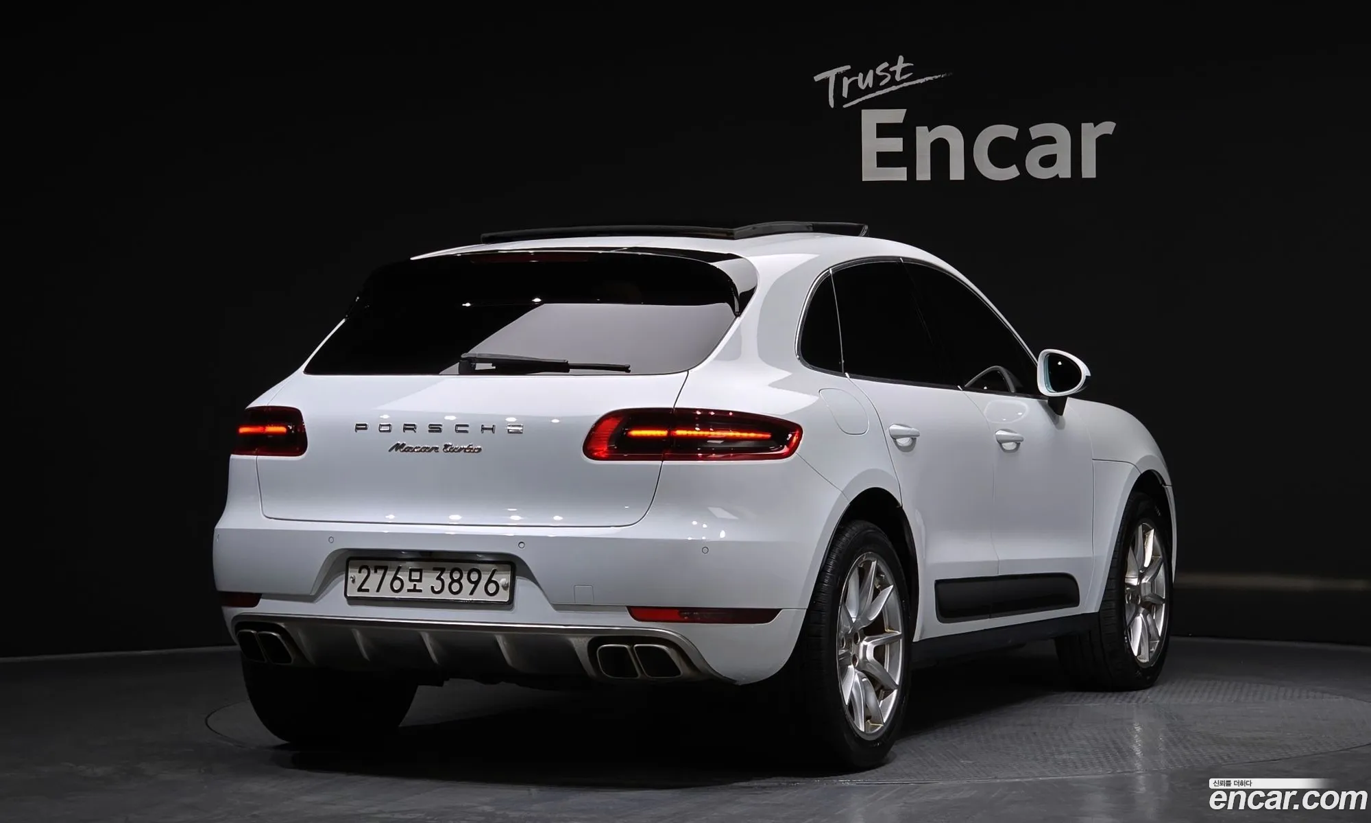 Porsche Macan 2014 WP1AF2951ELB90120 — 10