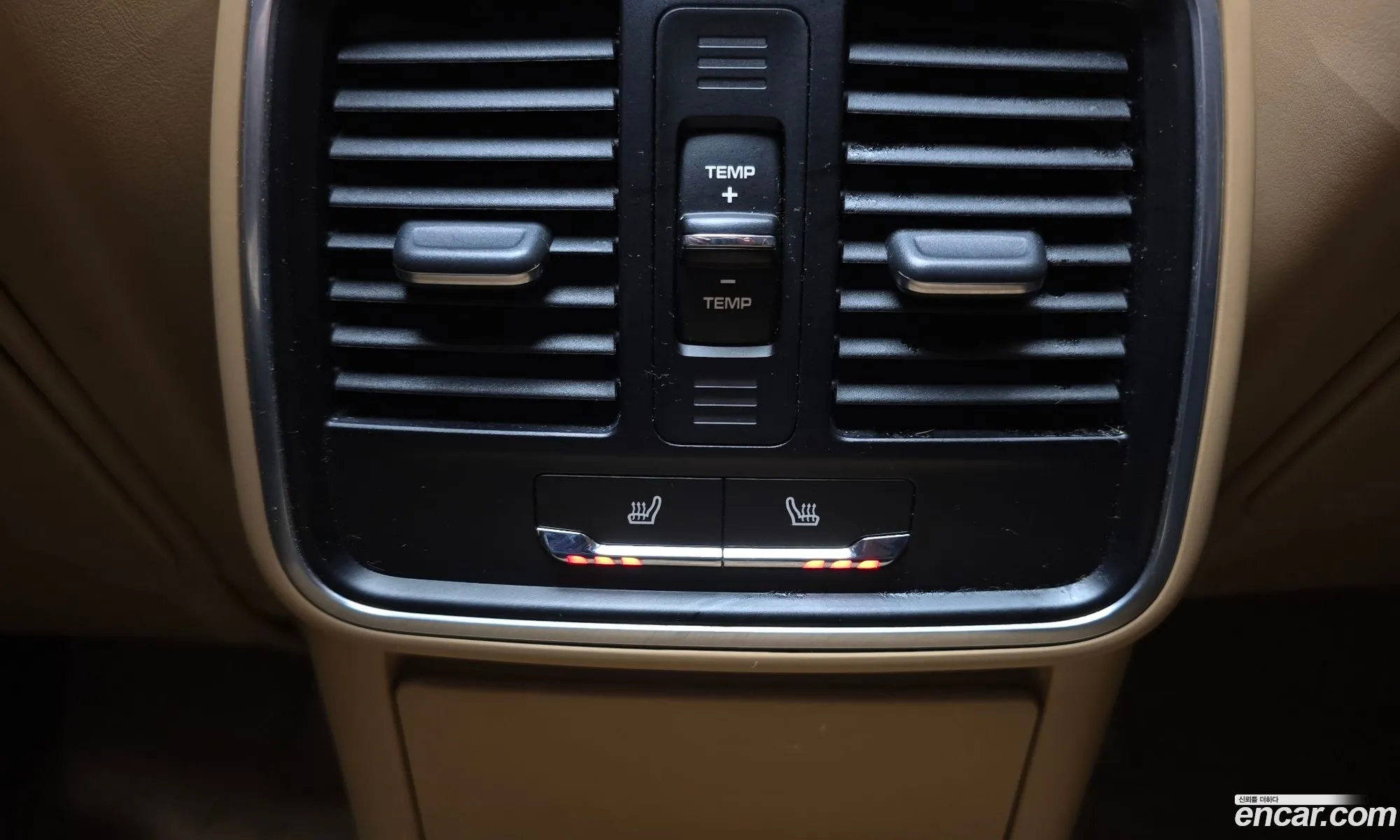 Porsche Macan 2014 WP1AF2951ELB90120 — 20