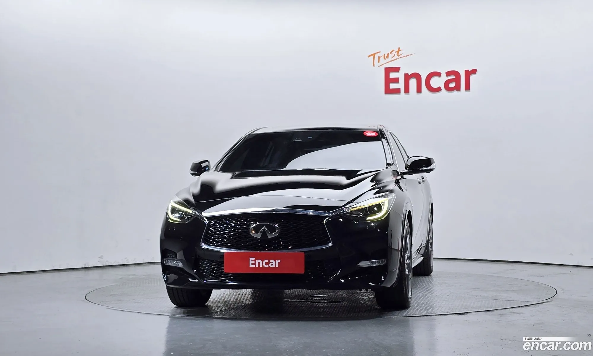 Infiniti Q30