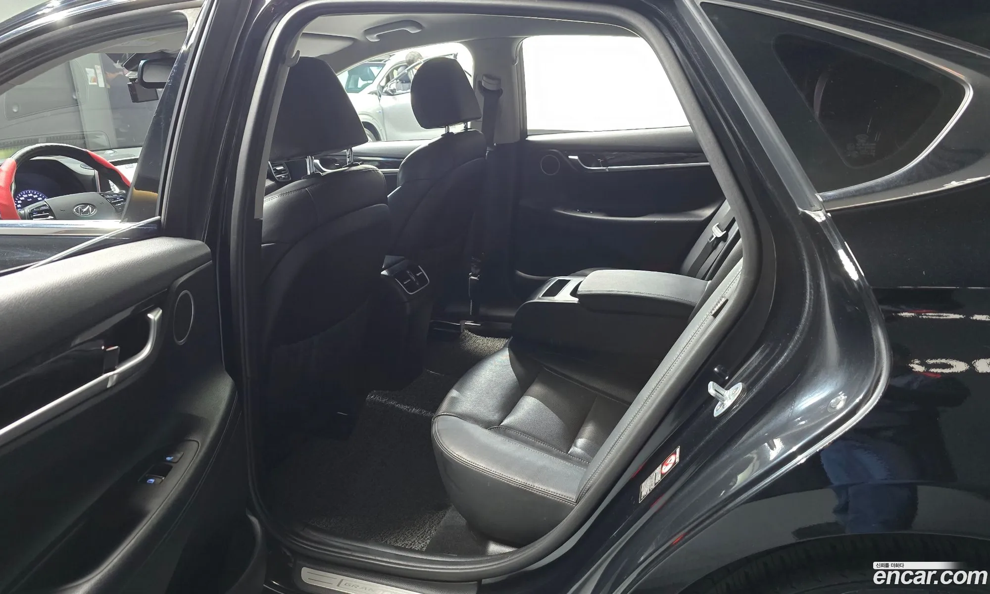 Hyundai Grandeur IG 2018 — 14
