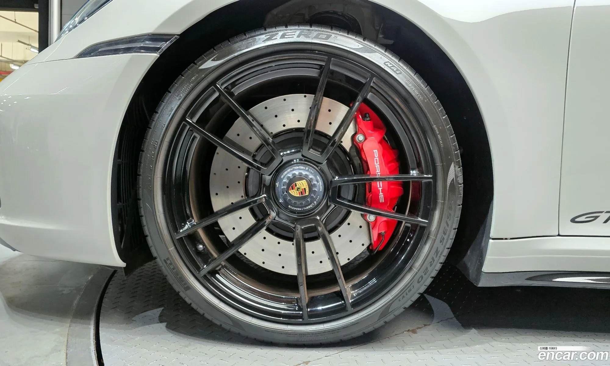 Porsche 911 2023 WP0CB2999PS247391 — 24