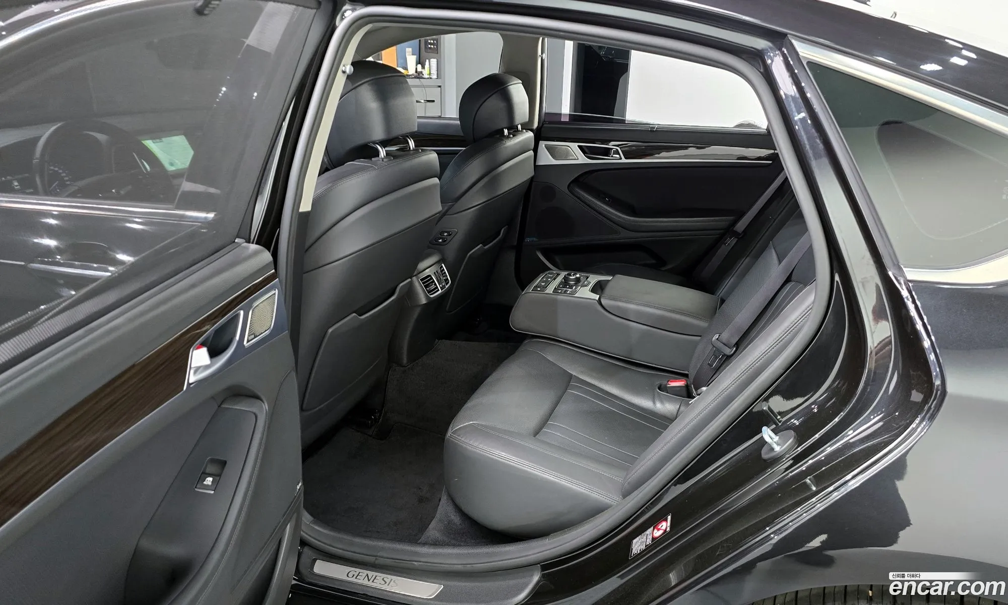 Genesis G80 2018 — 14
