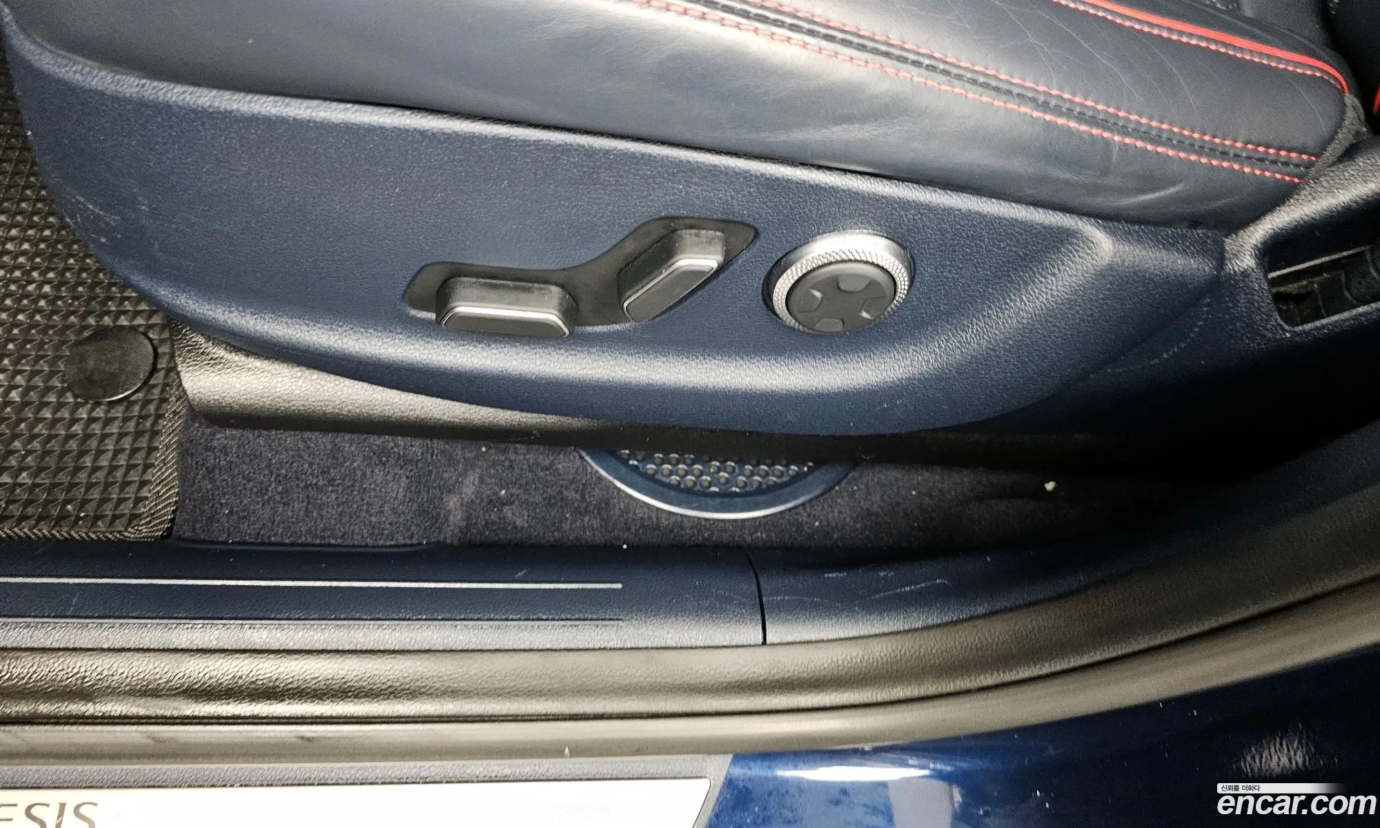 Genesis GV70 2021 — 24