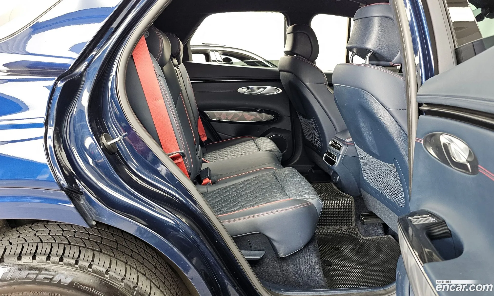 Genesis GV70 2021 — 26