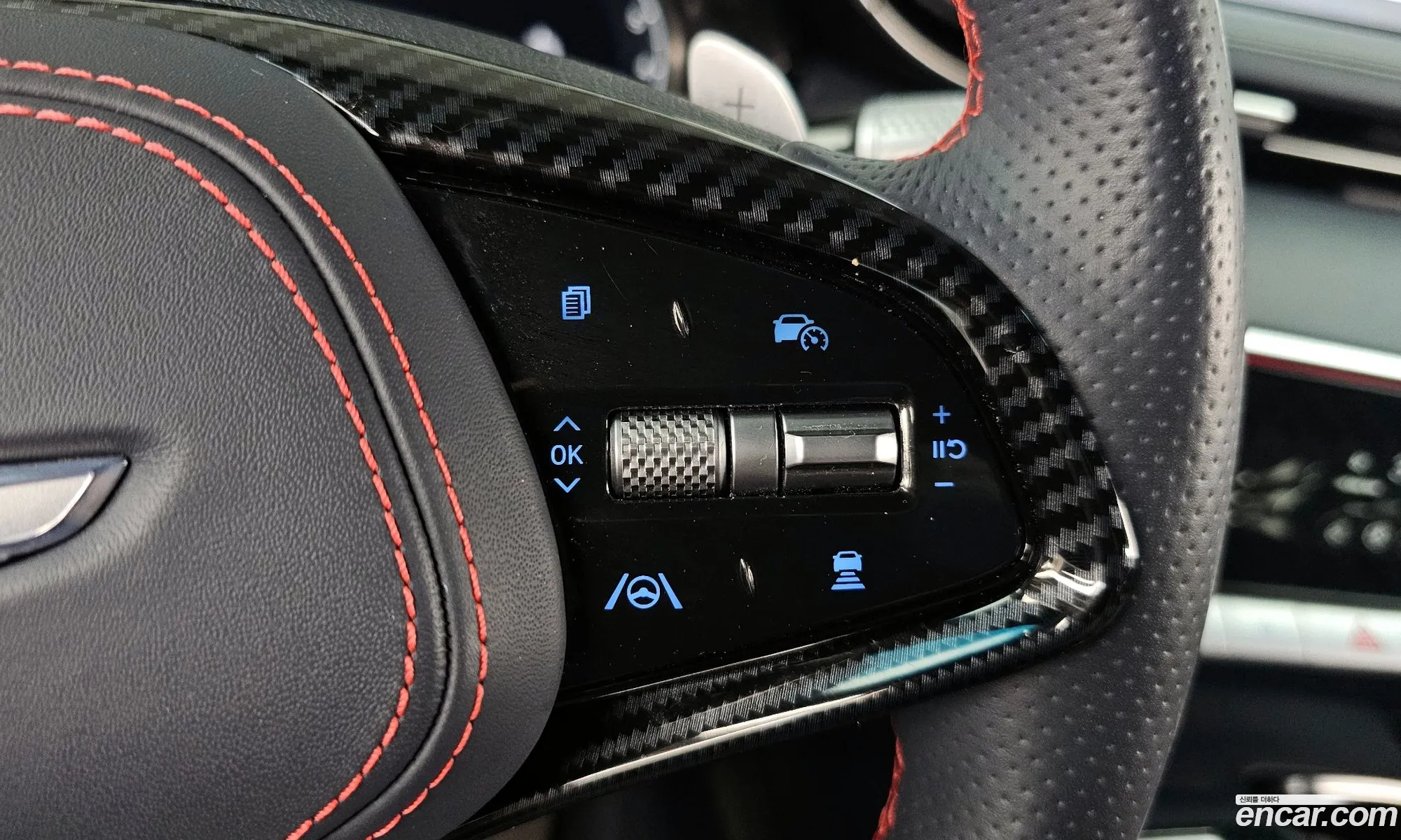 Genesis GV70 2021 — 13