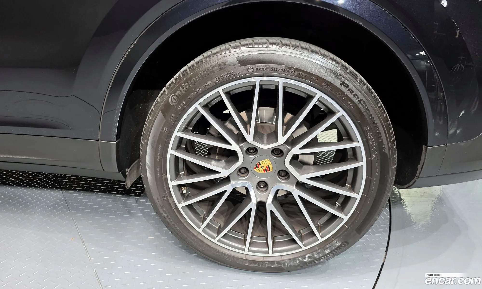 Porsche Cayenne 2020 WP1BA29Y2LDA66930 — 27