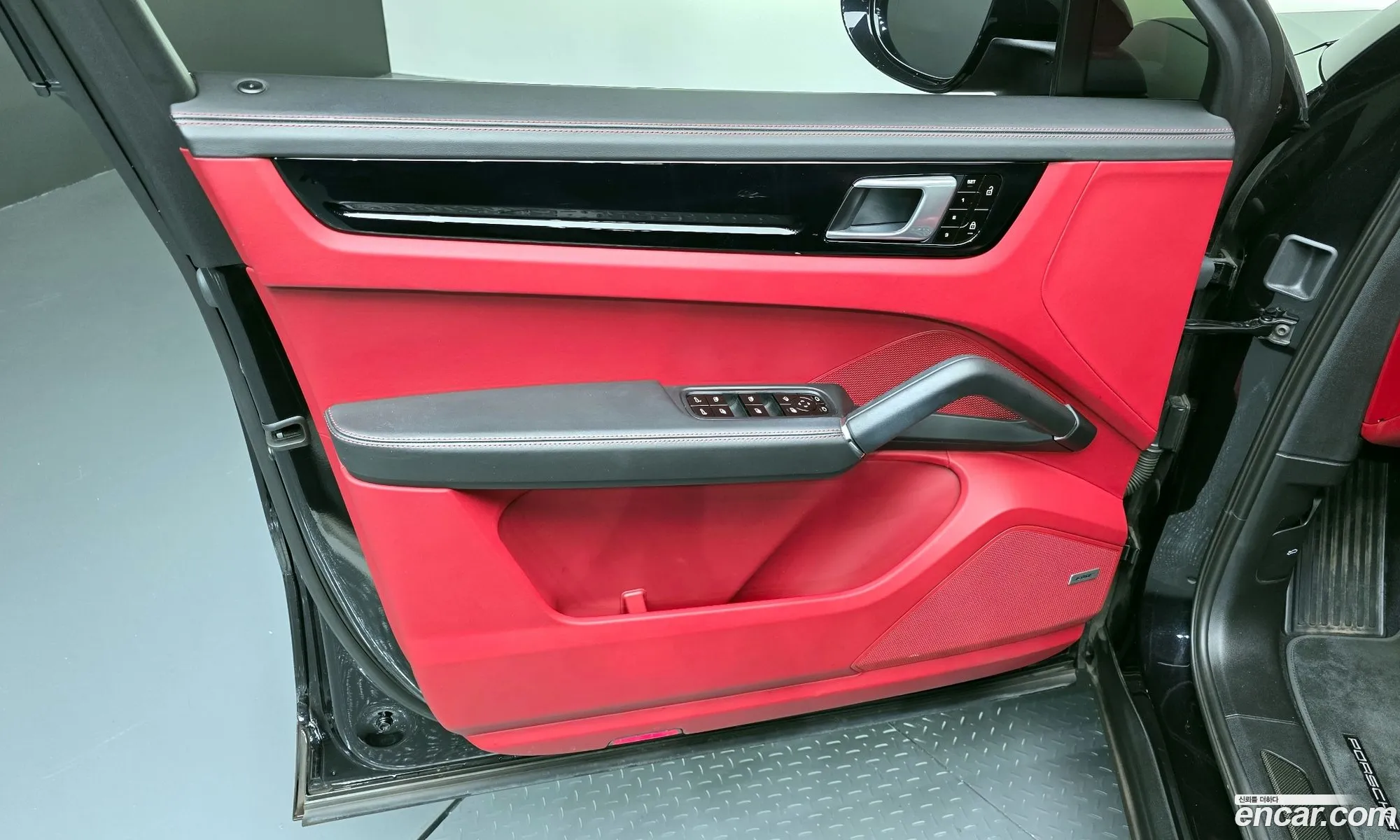 Porsche Cayenne 2020 WP1BA29Y2LDA66930 — 23