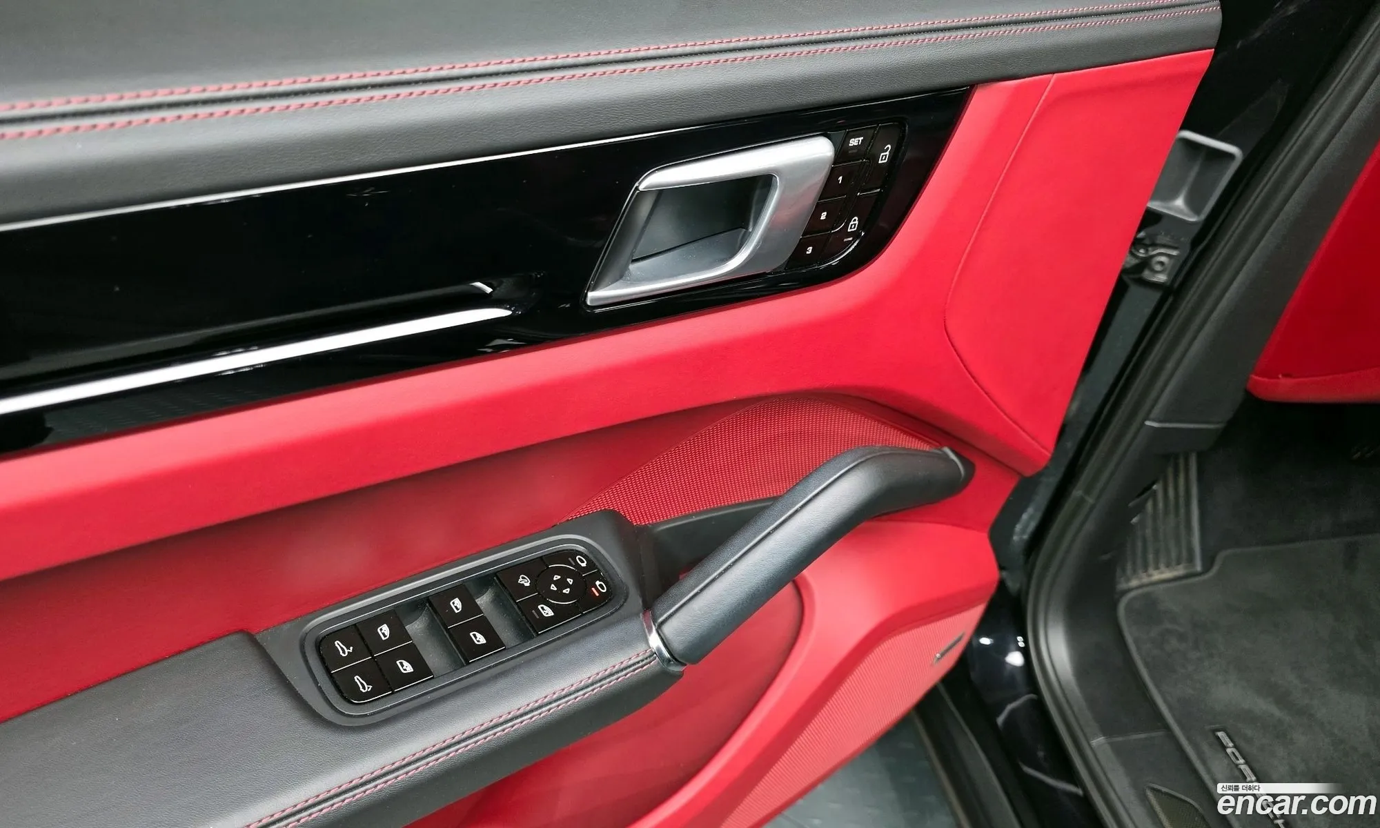 Porsche Cayenne 2020 WP1BA29Y2LDA66930 — 3