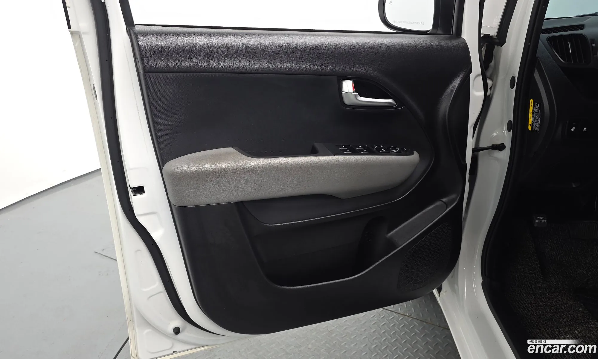 Kia Kia Ray 2022 — 22
