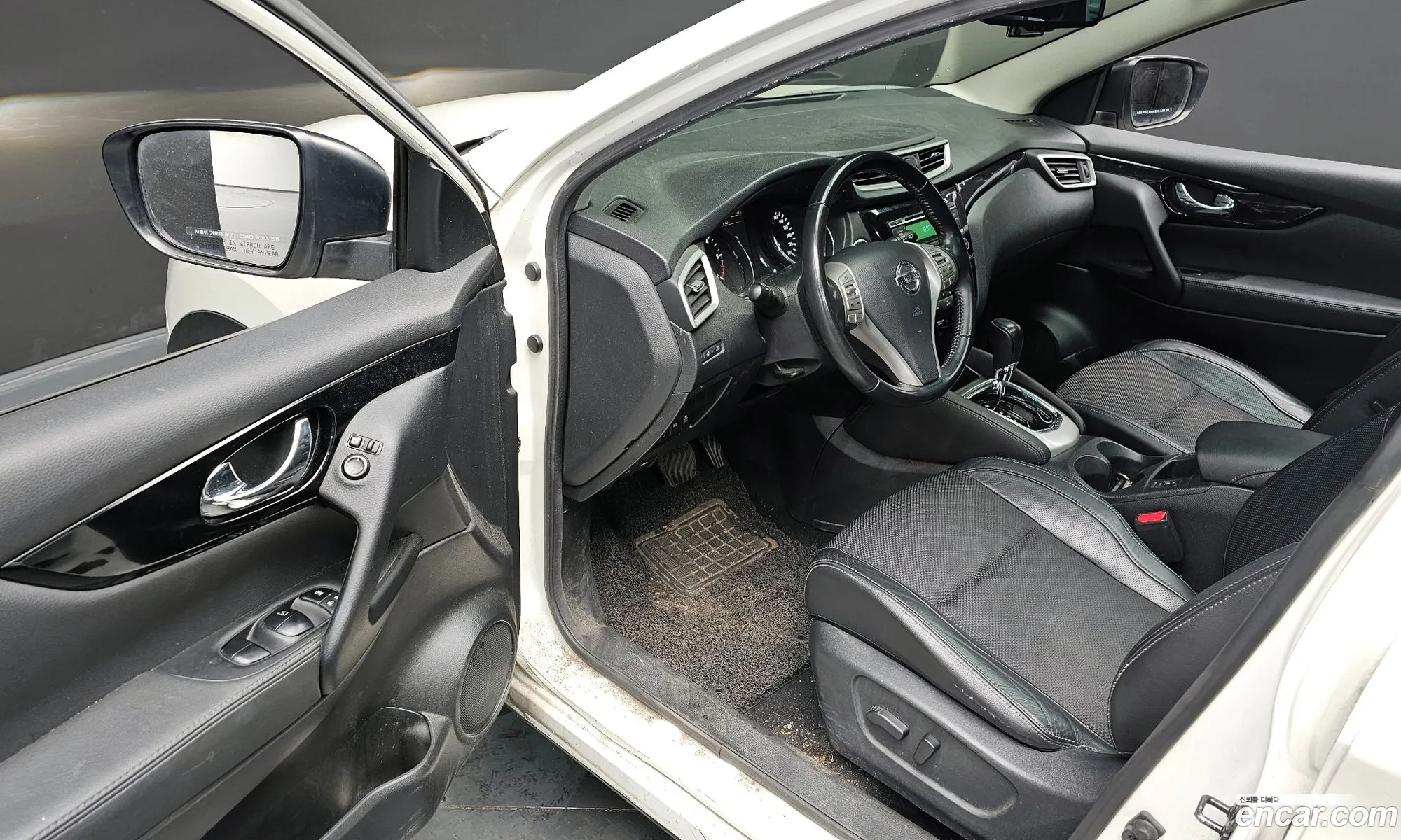 Nissan Qashqai 2016 — 17
