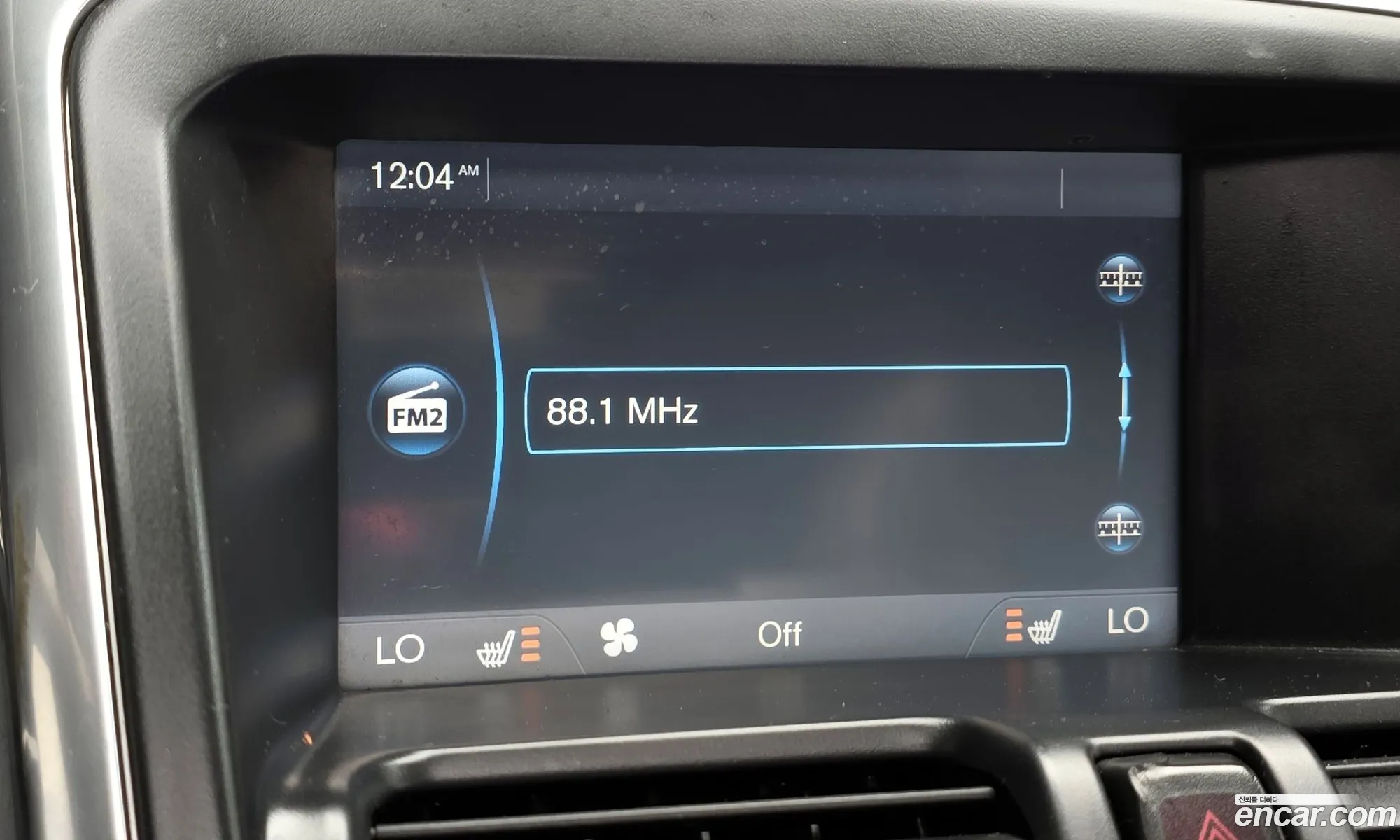 Volvo XC60 2015 YV1DZ82K6F2754864 — 19