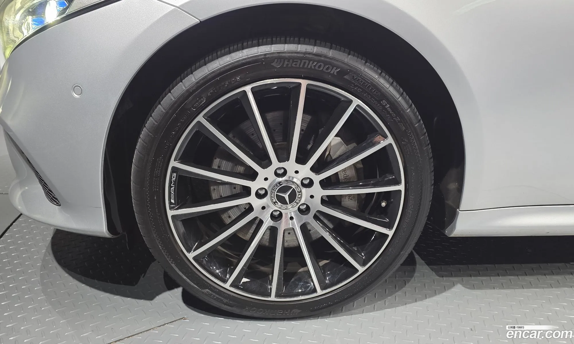 Mercedes-Benz CLS-Class C257 2019 WDD2J2DB0KA042183 — 19